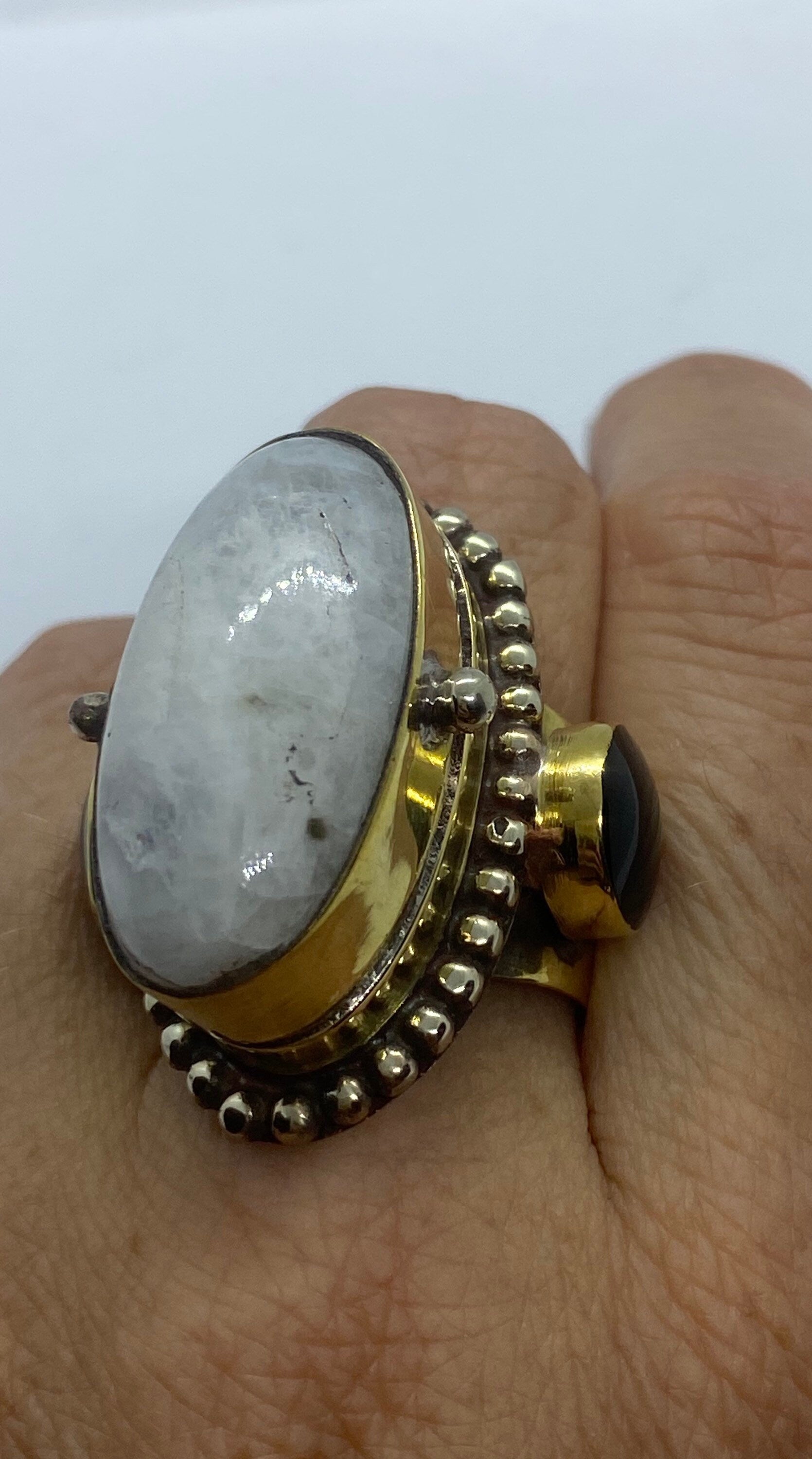 Large Stone Brass Knuckle poison pillbox Adjustable Ring