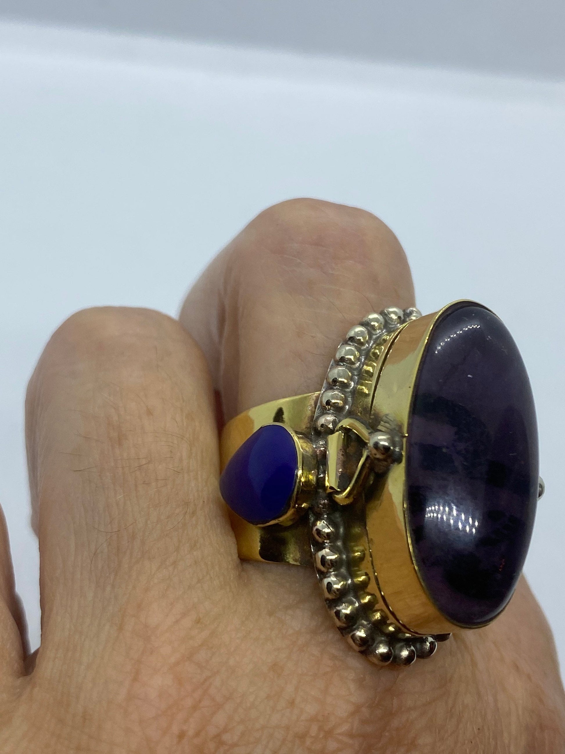 Large Stone Brass Knuckle poison pillbox Adjustable Ring