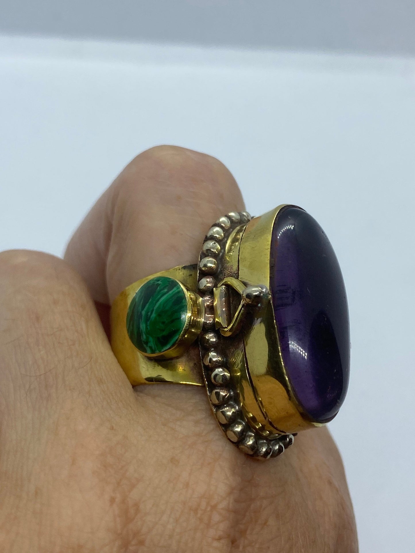 Large Stone Brass Knuckle poison pillbox Adjustable Ring