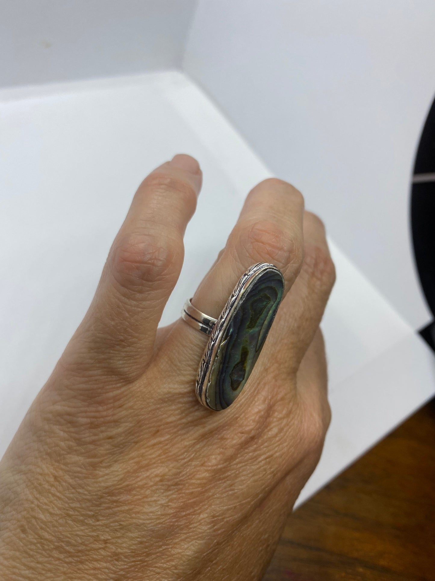 Antique Green Abalone White Bronze Silver Ring