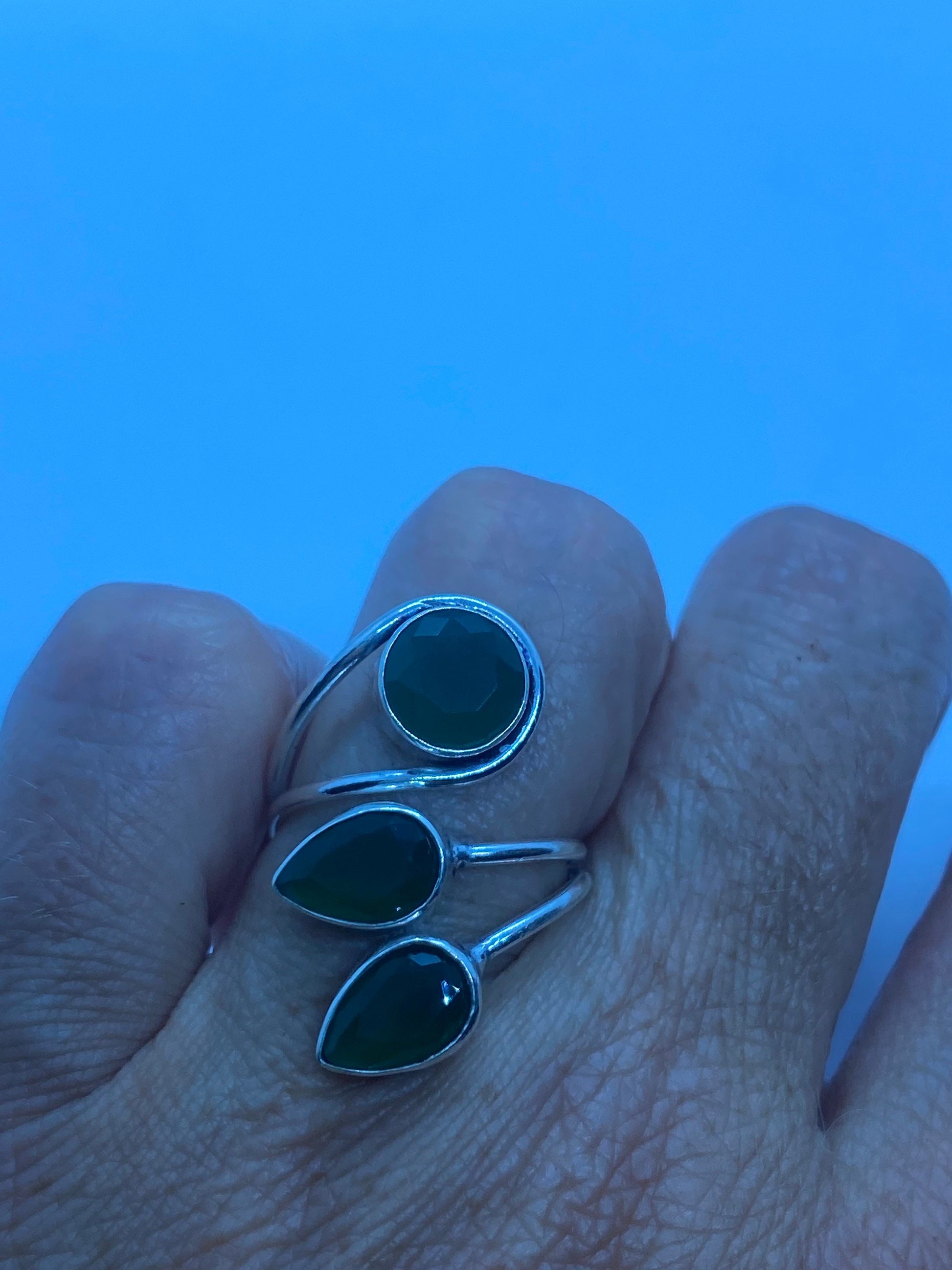 Vintage Green Emerald Chrysoprase White Bronze Silver Ring Adjustable