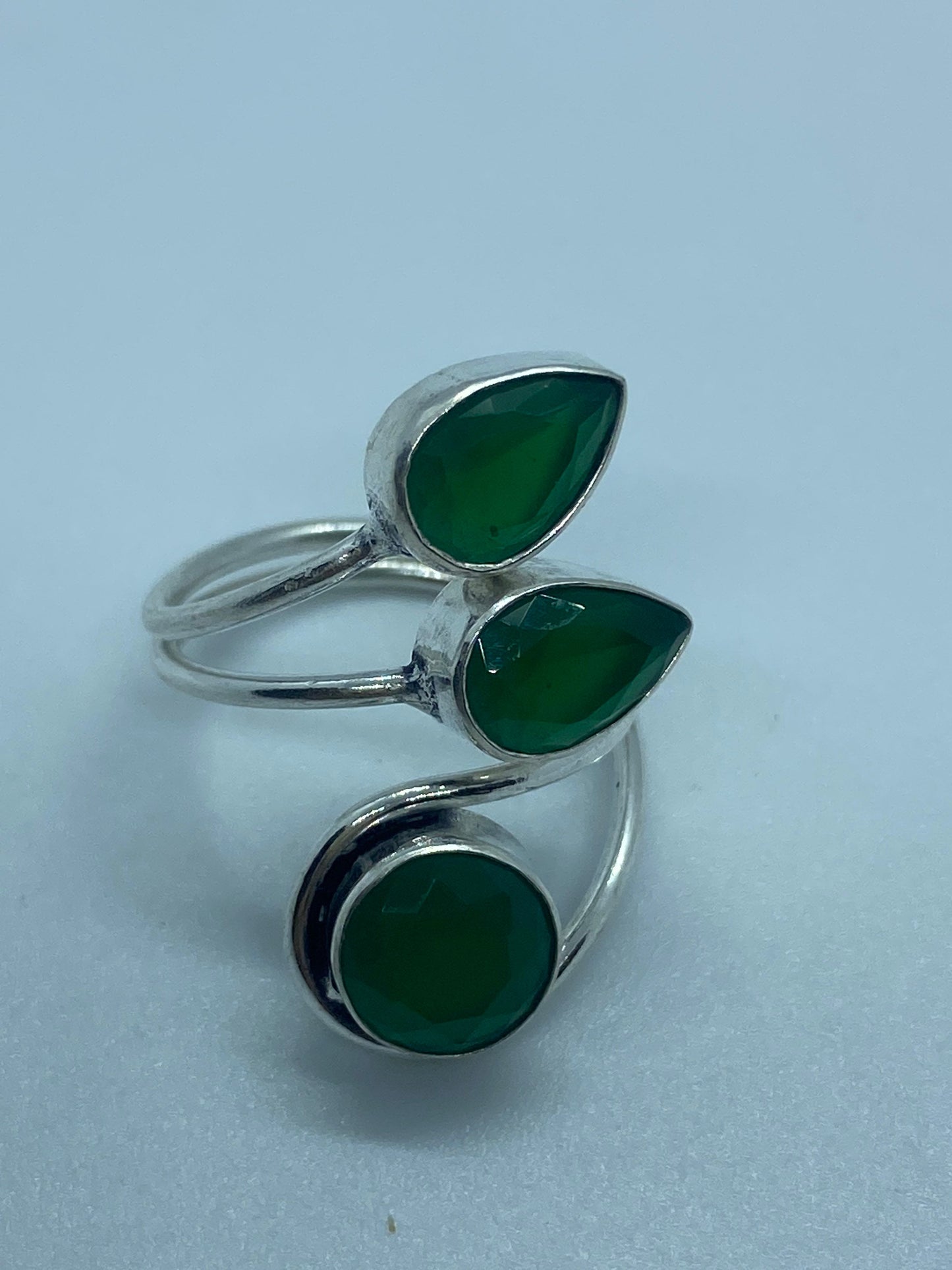 Vintage Green Emerald Chrysoprase White Bronze Silver Ring Adjustable