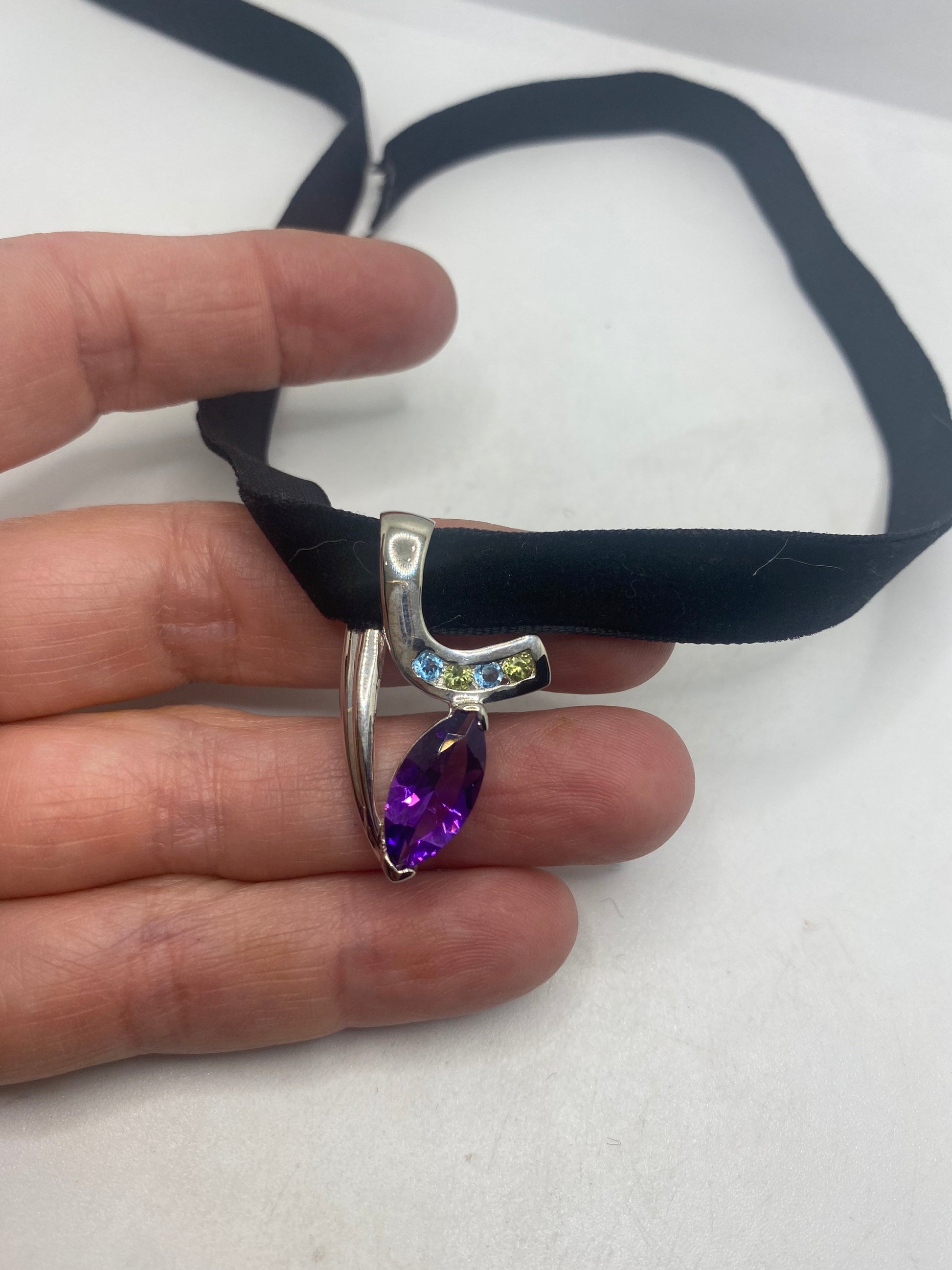 Vintage Choker 925 Sterling Silver Purple Amethyst Pendant