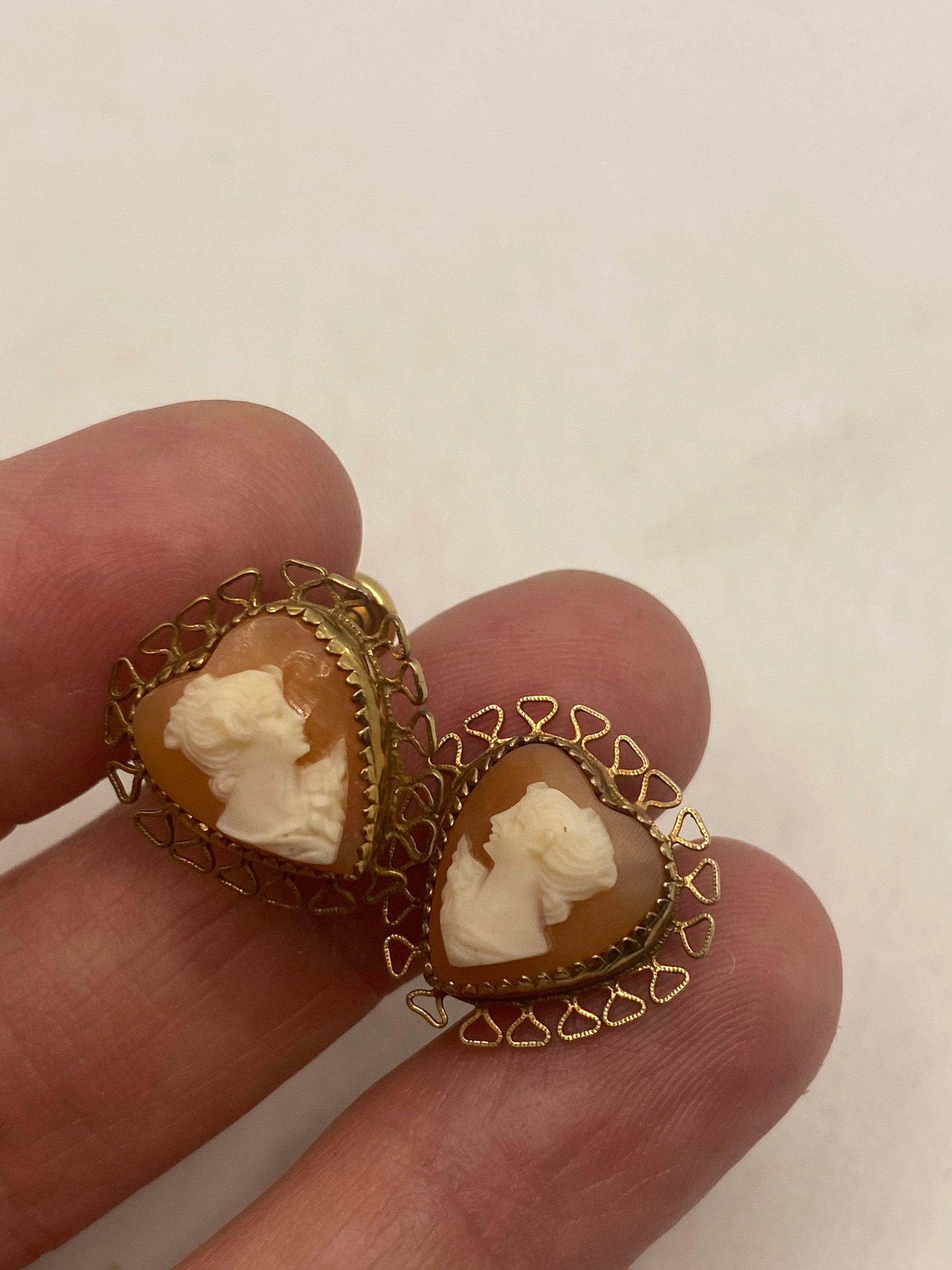 Vintage Cameo Gold filled Screw Back Earrings