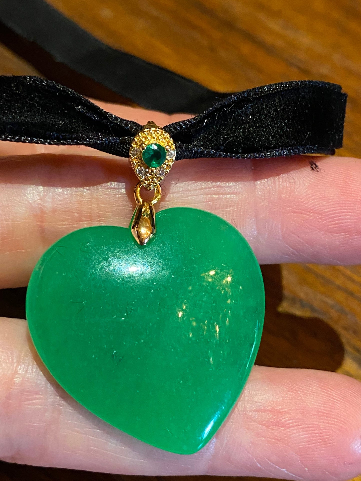 Vintage Green Jade Heart Choker Gold Finish Necklace Pendant