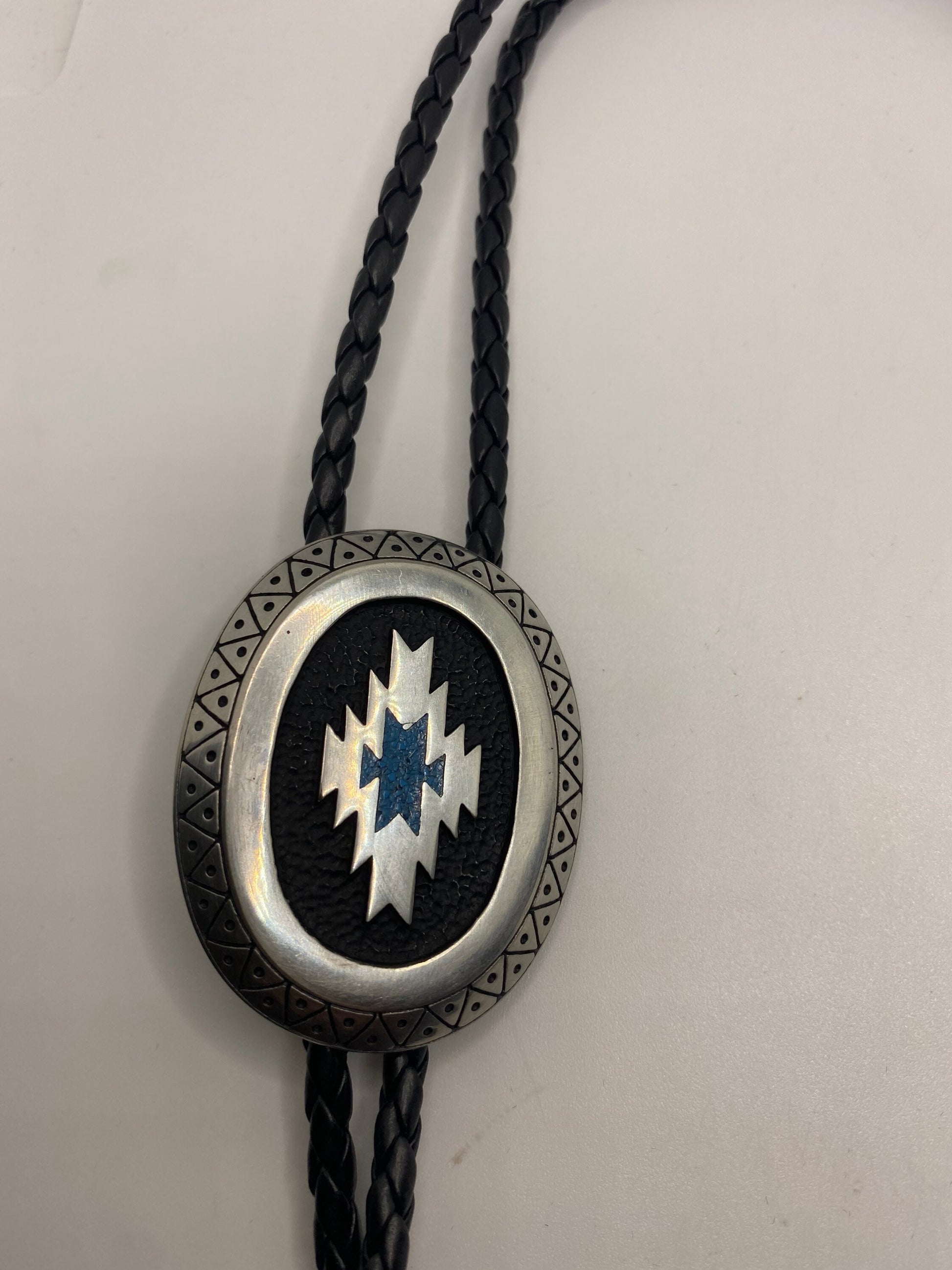 Vintage Native American Southwestern Inlay Turquoise Gemstone Pendant bolo Necklace