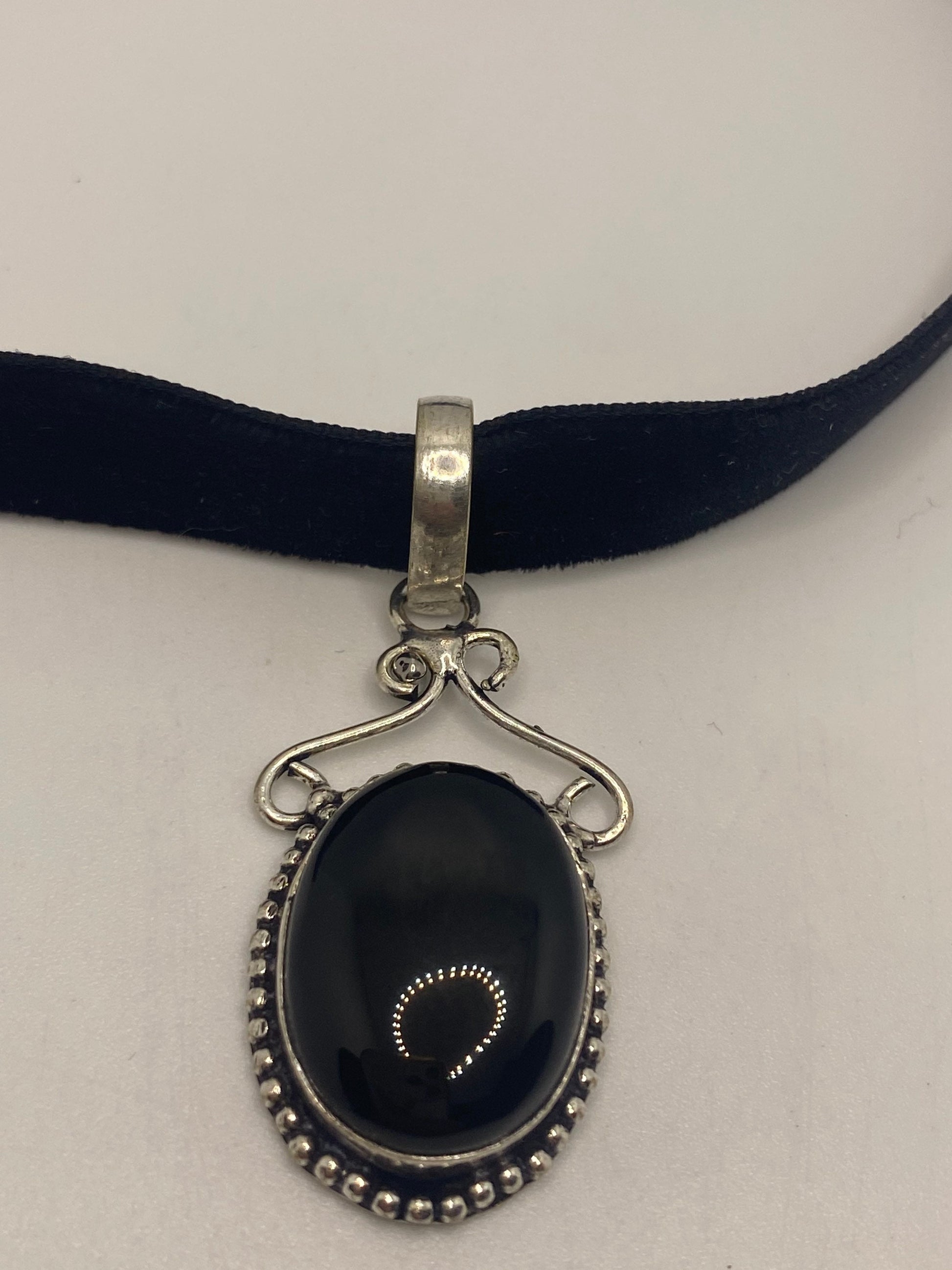 Vintage Silver Genuine Black Onyx Dangle Pendant Necklace