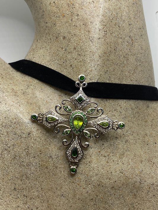 Vintage Green Cross Choker 925 Sterling Silver Crome Dipsode and Peridot Pendant