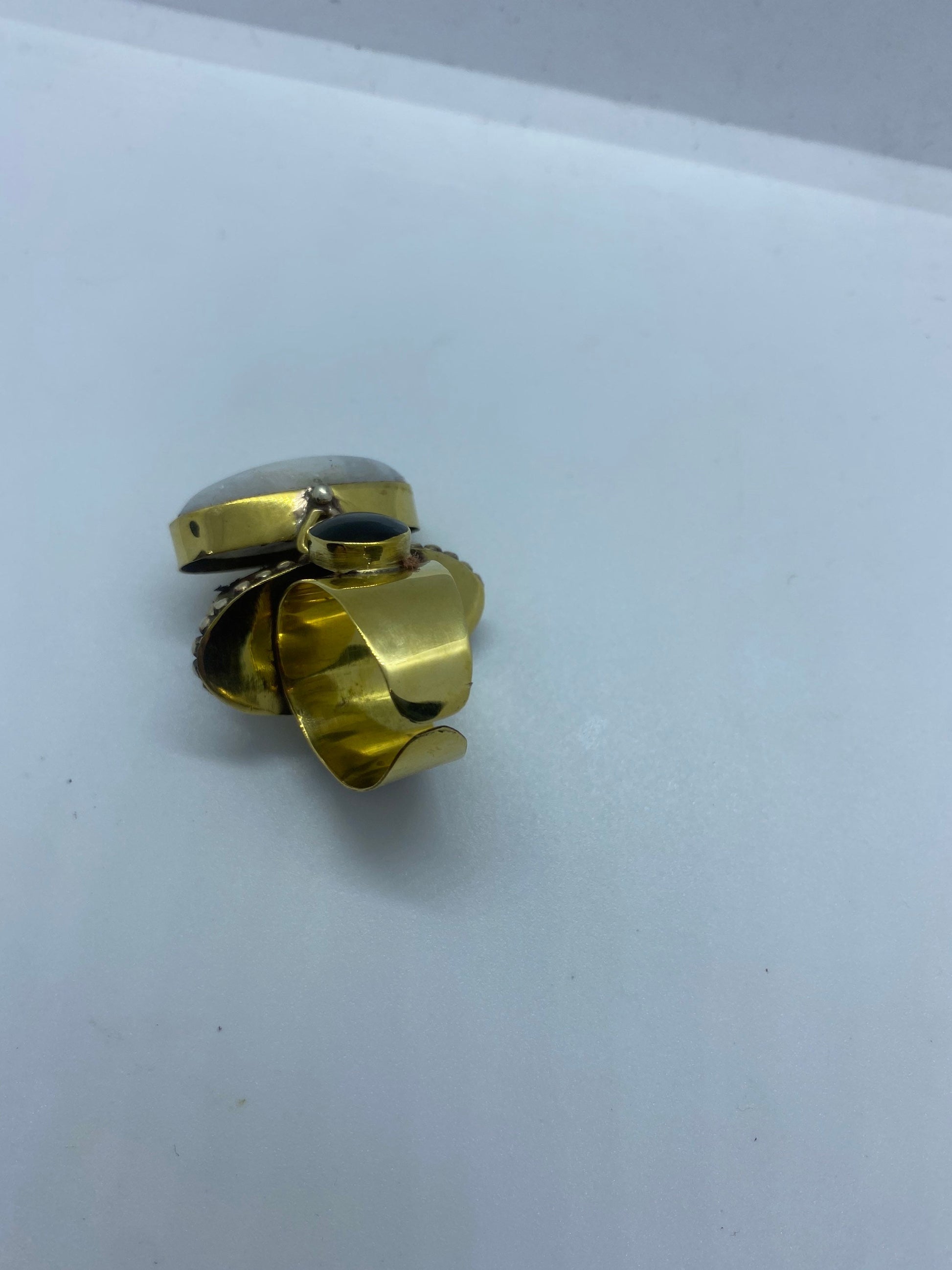 Large Stone Brass Knuckle poison pillbox Adjustable Ring