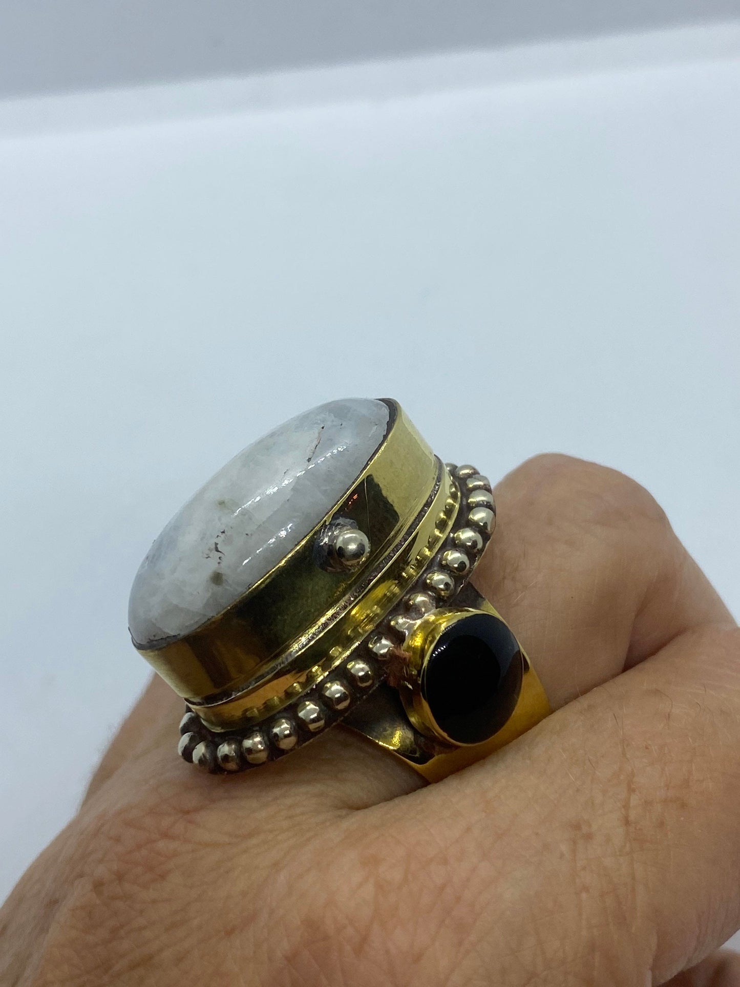 Large Stone Brass Knuckle poison pillbox Adjustable Ring