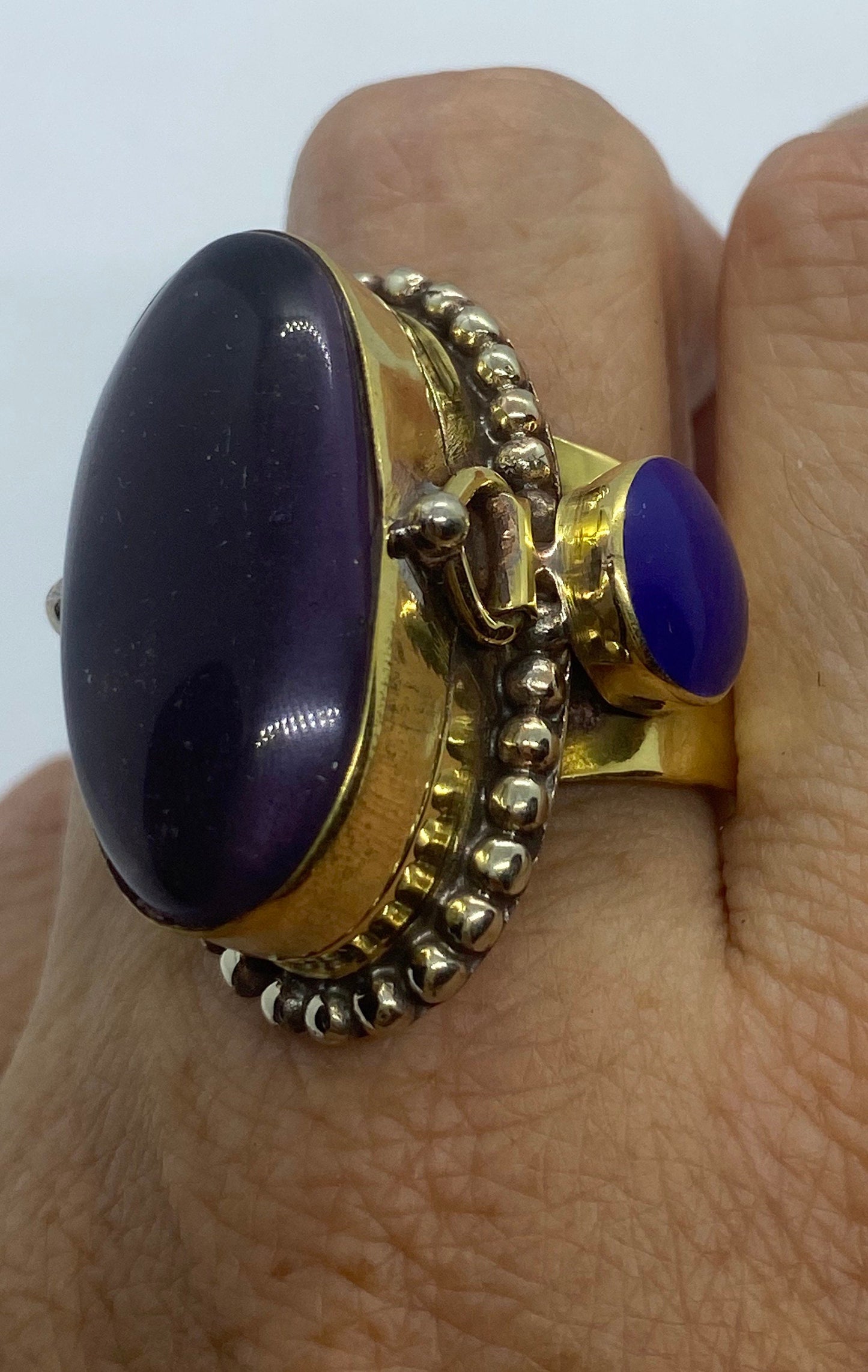 Large Stone Brass Knuckle poison pillbox Adjustable Ring