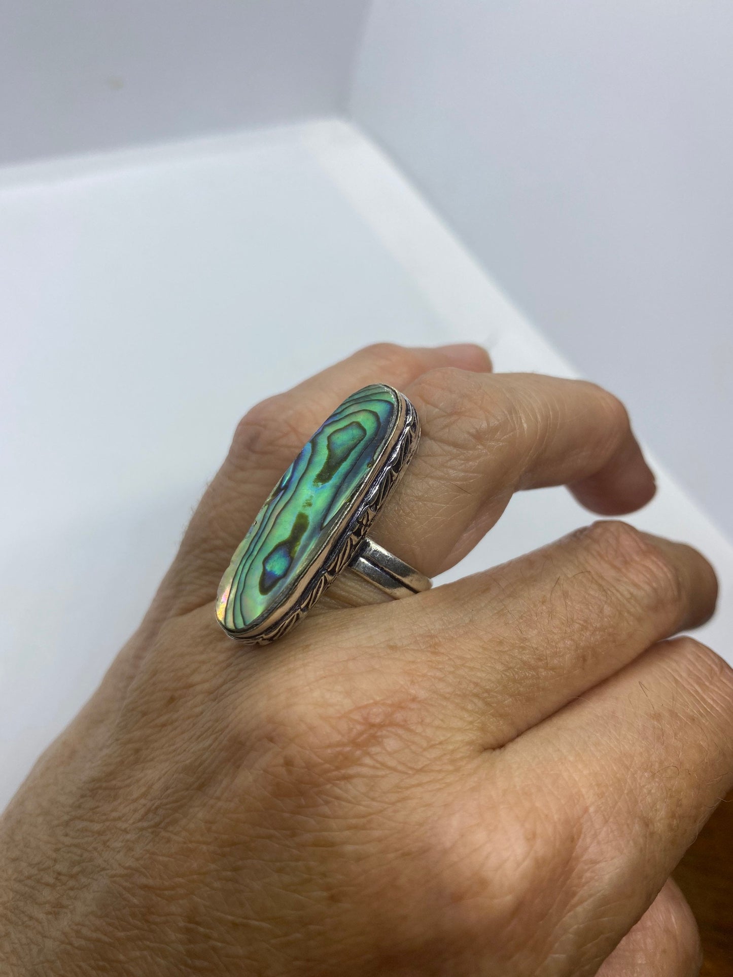 Antique Green Abalone White Bronze Silver Ring