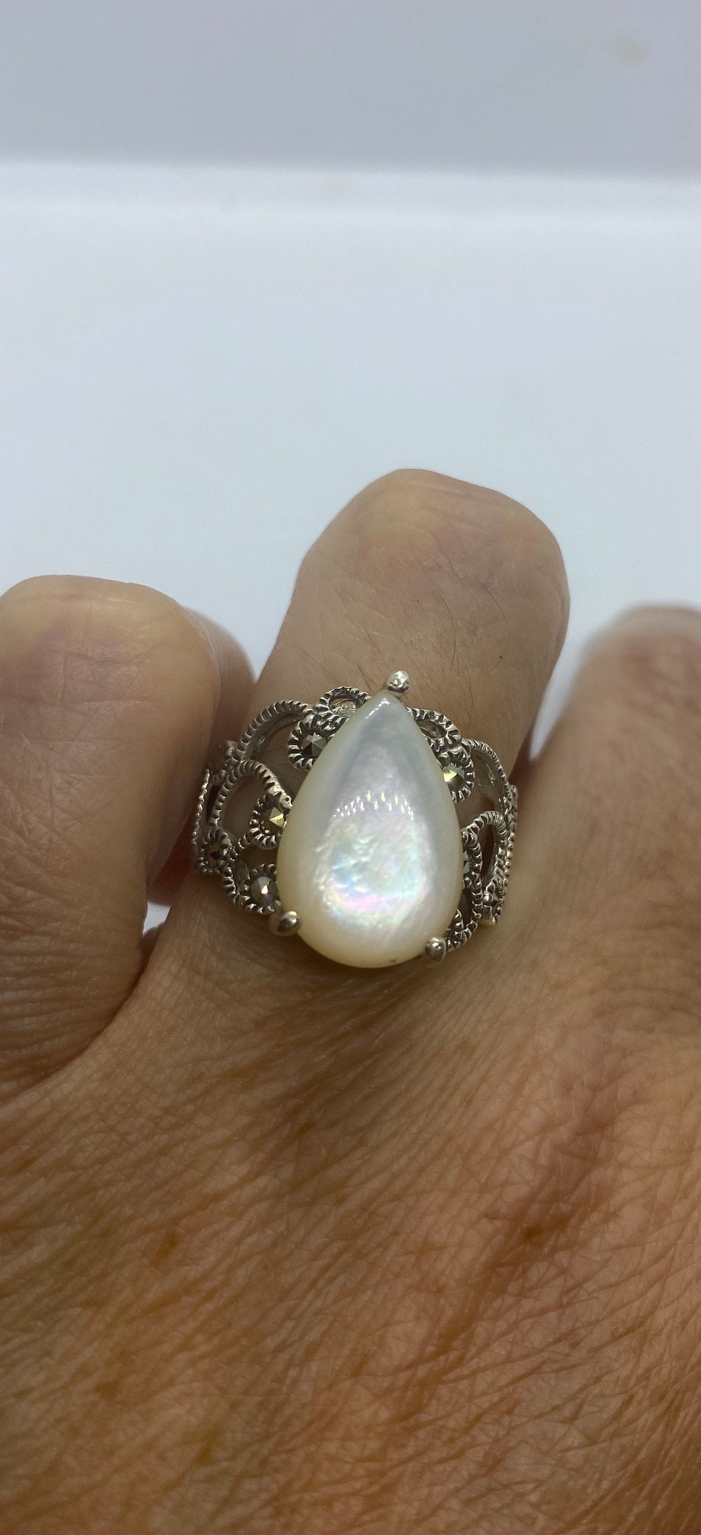 Vintage Mother of Pearl 925 Sterling Silver Marcasite Cocktail Ring