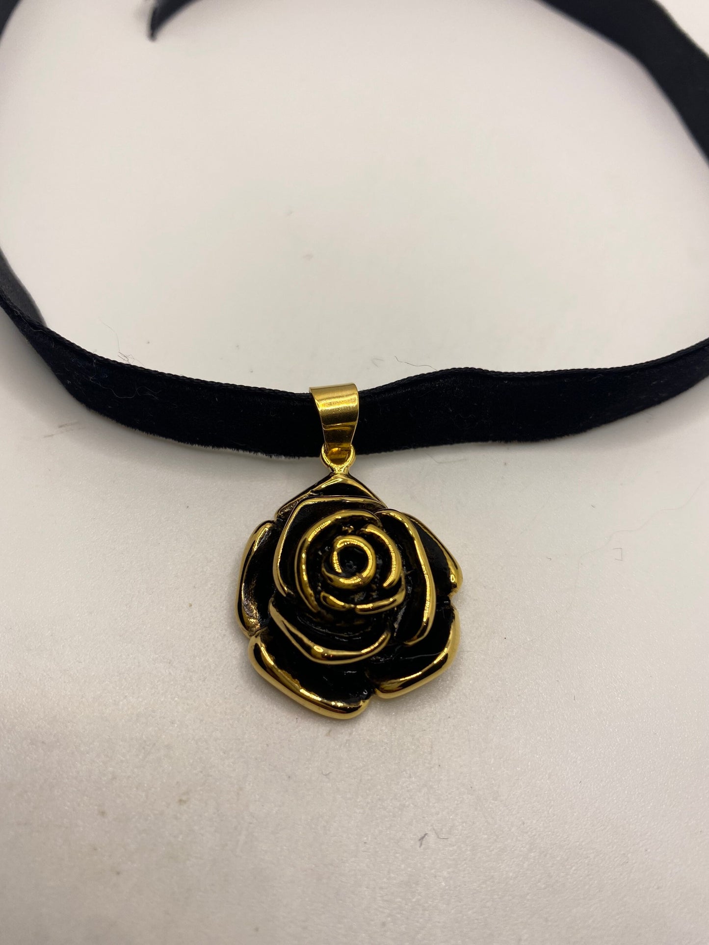 Vintage Rose Choker gold Stainless Steel Pendant Necklace