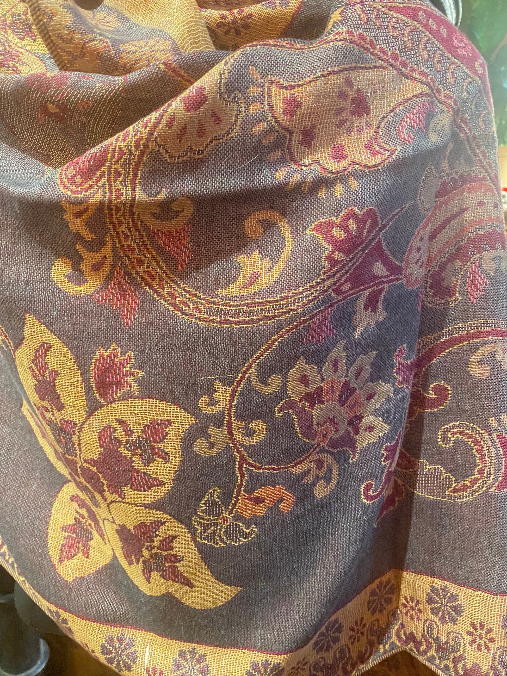 Vintage lavender Gold Paisley Brocade Pashmina Scarf Wrap