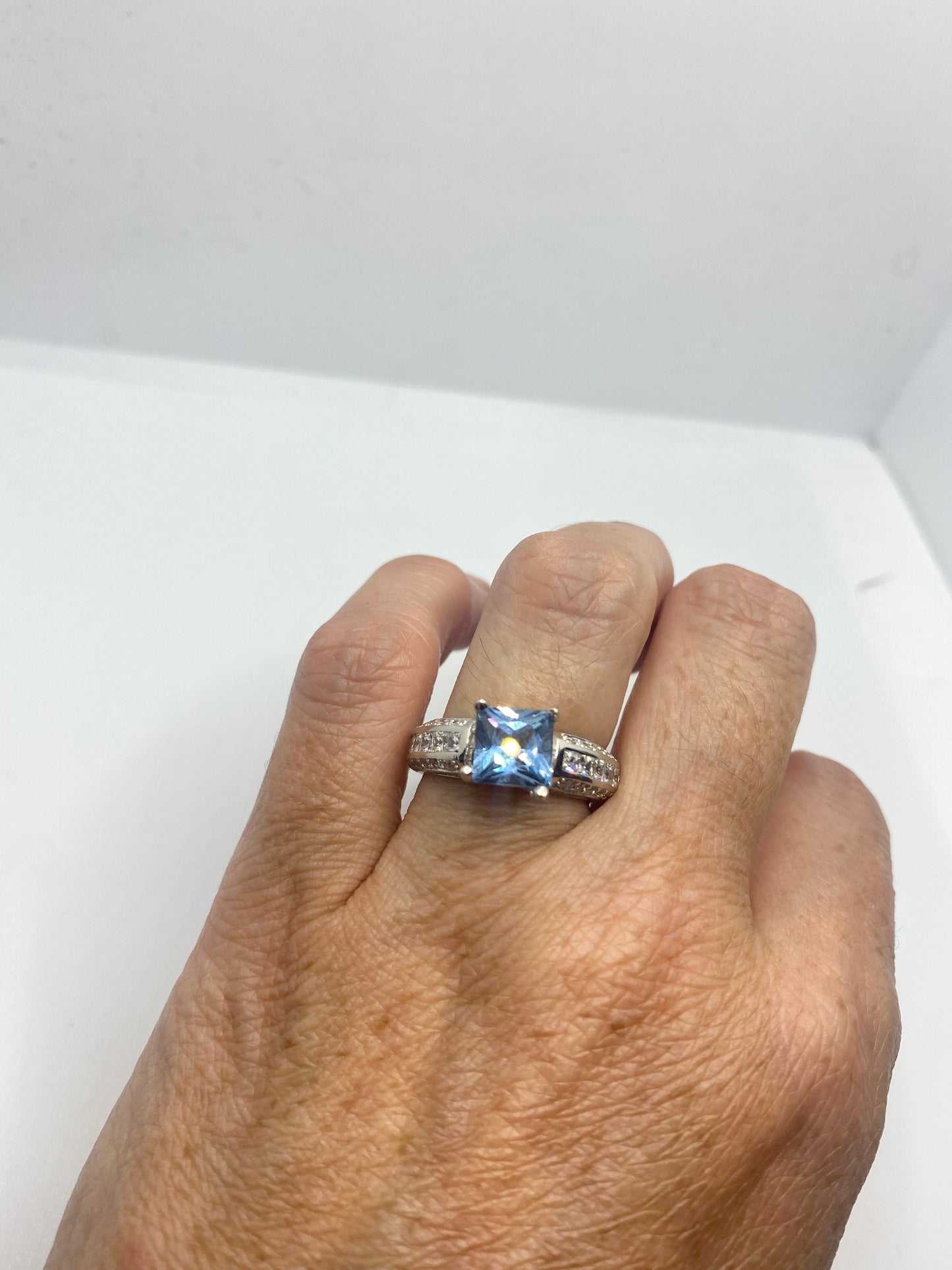 Vintage Genuine Blue Topaz 925 Sterling Silver Ring