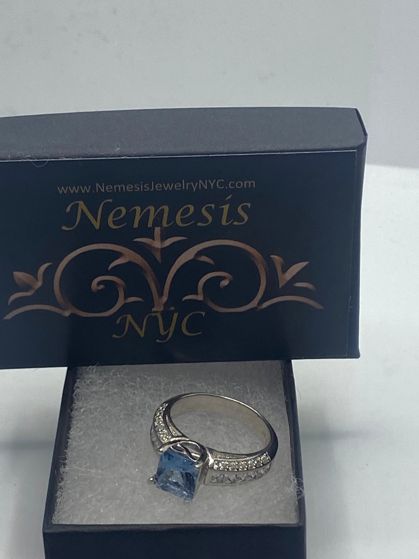 Vintage Genuine Blue Topaz 925 Sterling Silver Ring