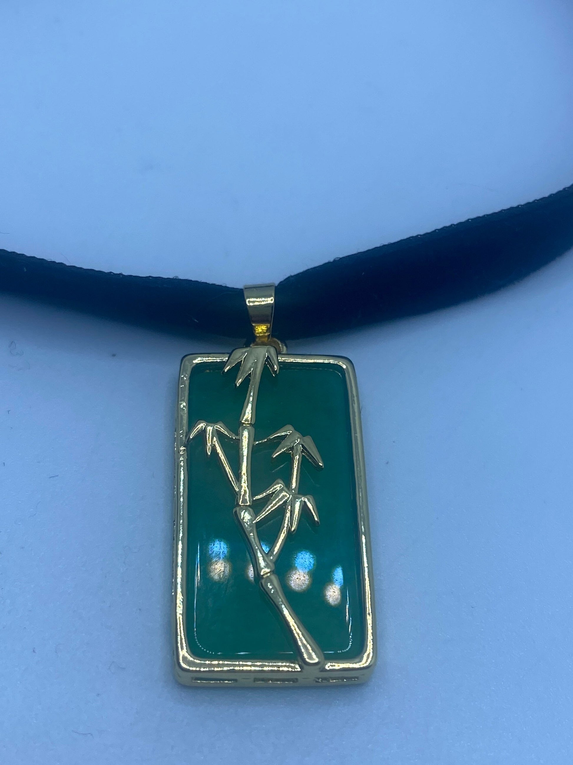 Vintage Green Jade Bamboo Choker Gold Finish Necklace Pendant
