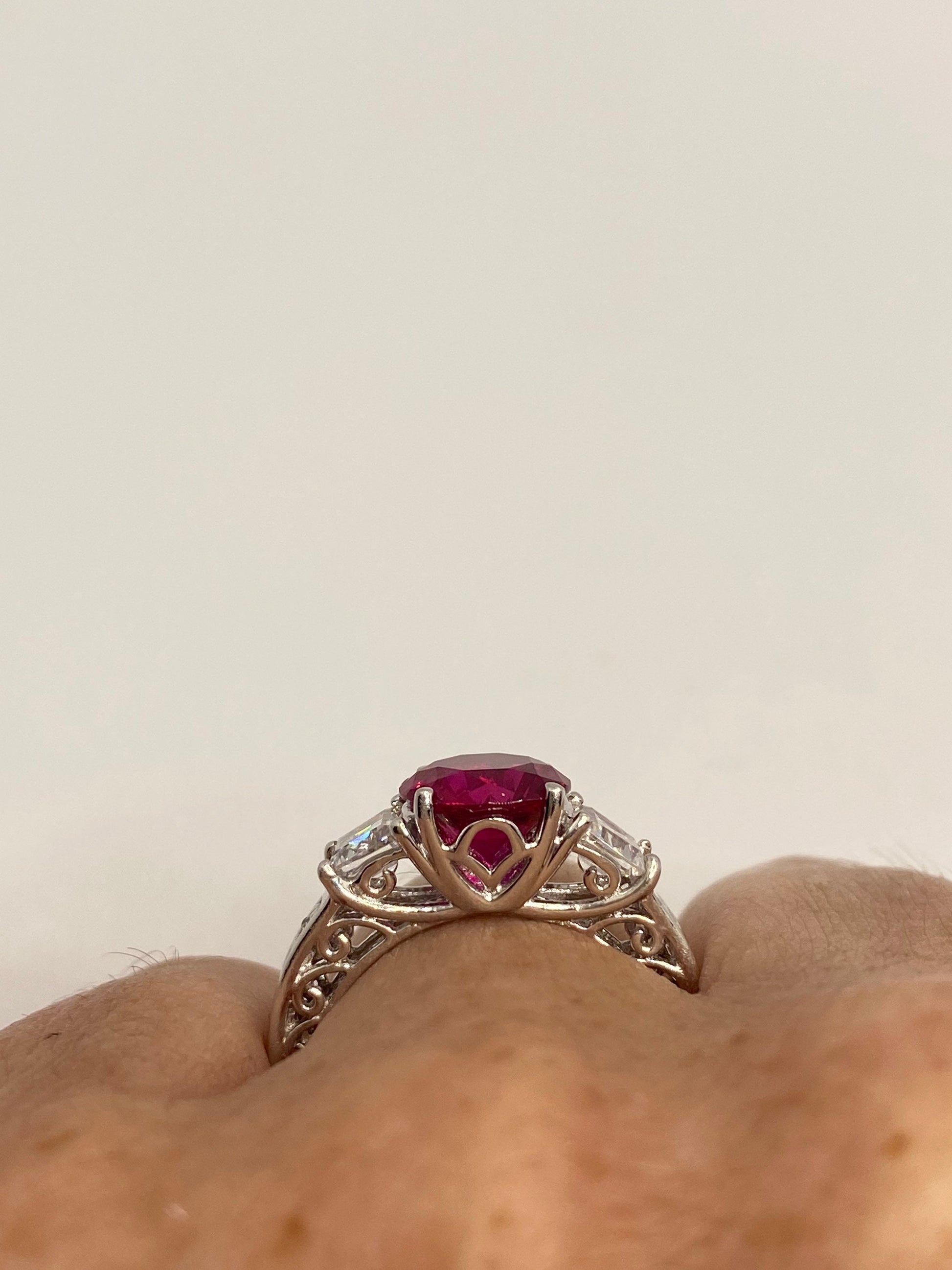 Vintage Ruby Cubic Zirconia Crystal 925 Sterling Silver Ring