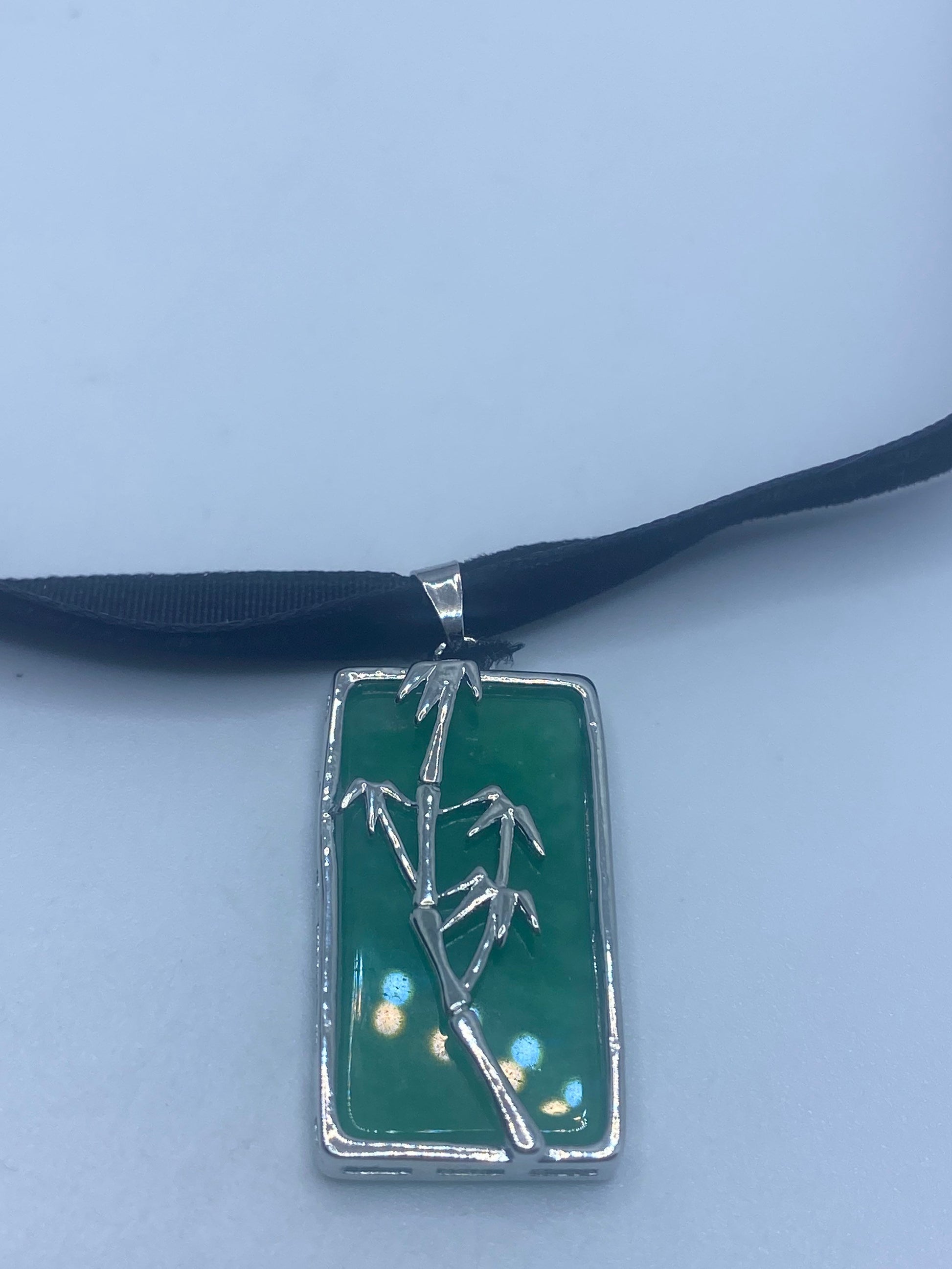 Vintage Green Jade Bamboo Choker Silver Finish Necklace Pendant