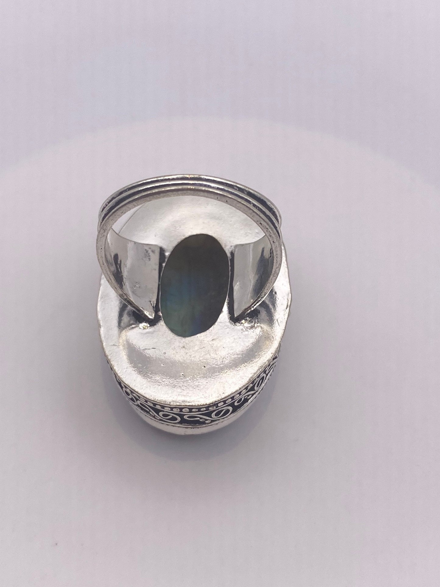 Vintage Blue Green Labradorite Moonstone Silver Cocktail Ring