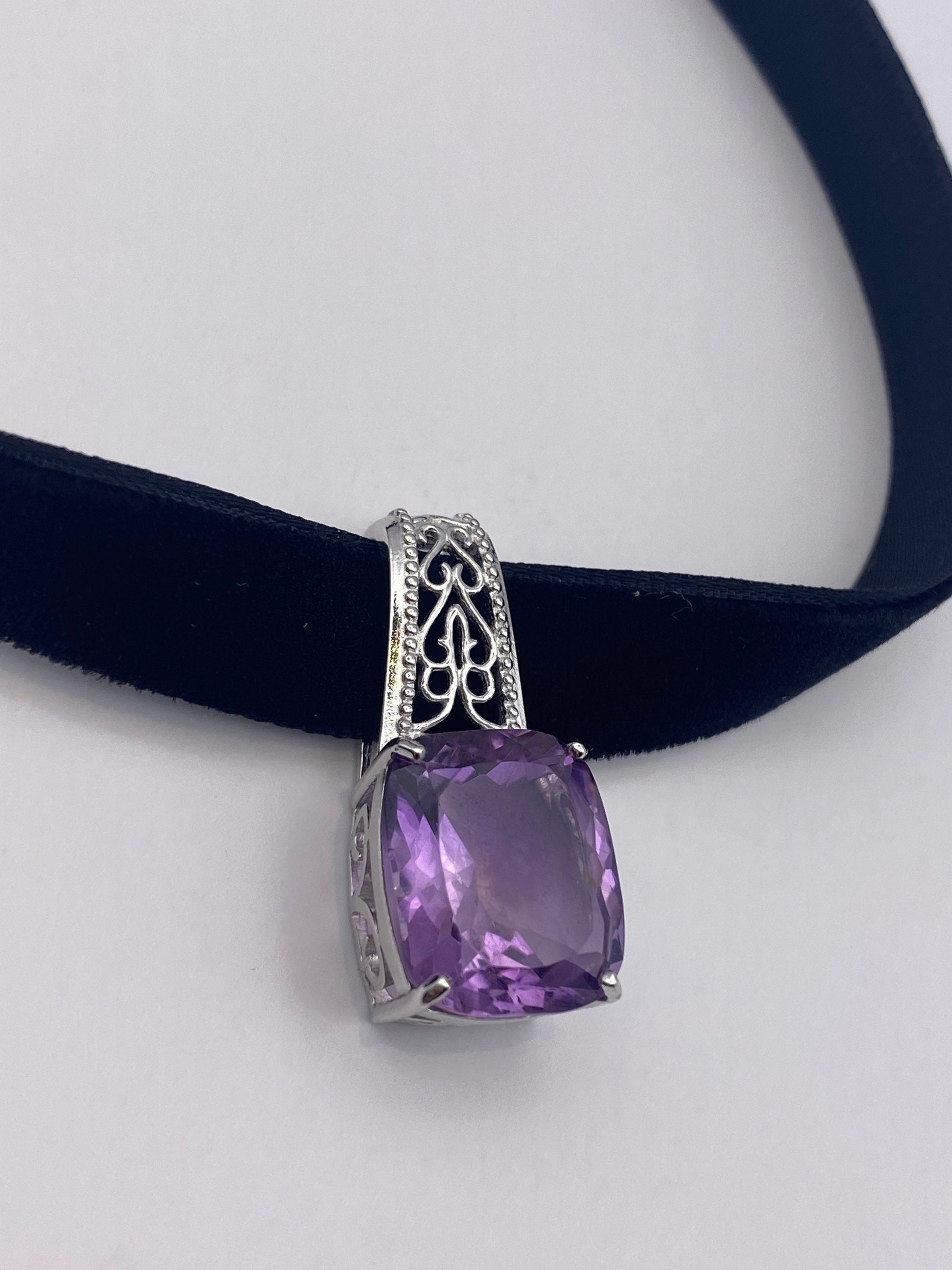 Vintage Choker 925 Sterling Silver Purple Amethyst Pendant