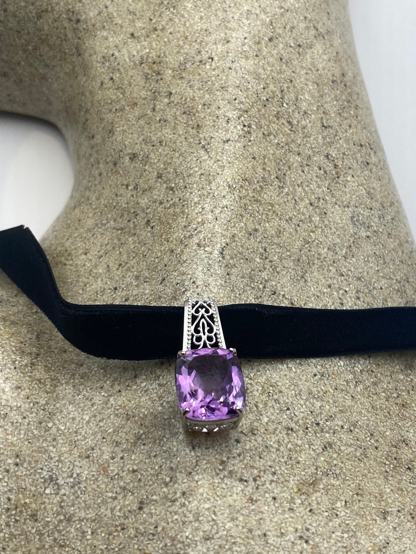 Vintage Choker 925 Sterling Silver Purple Amethyst Pendant