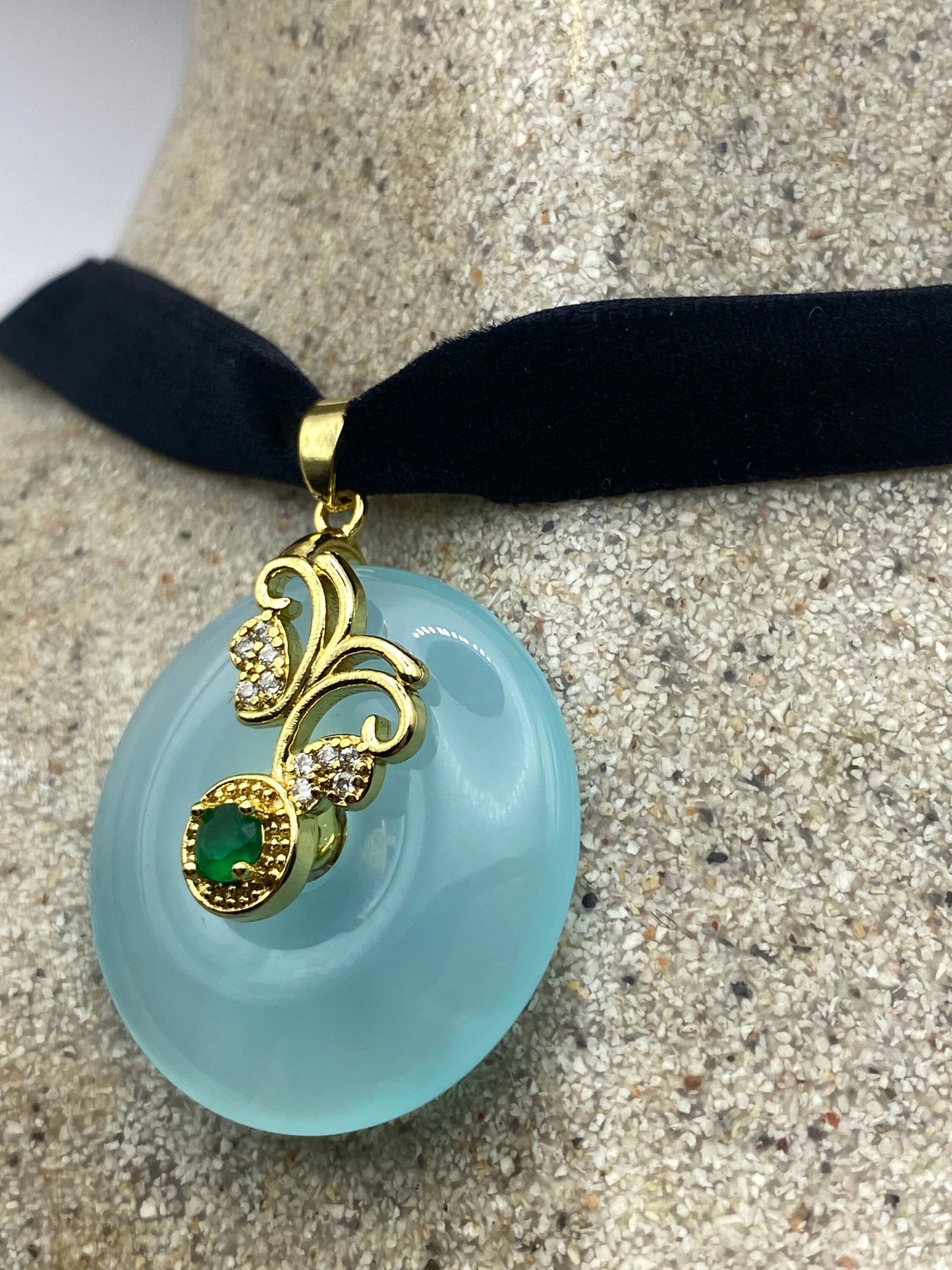 Vintage Aqua Chalcedony Choker Necklace