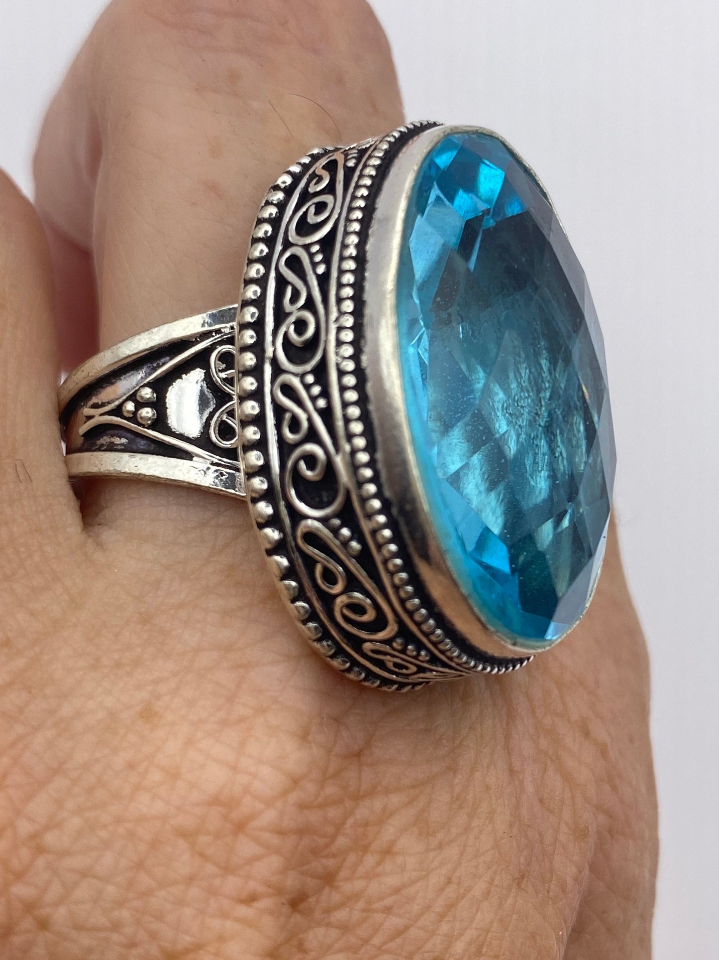 Vintage Aquamarine Vintage Art Glass Deco Ring