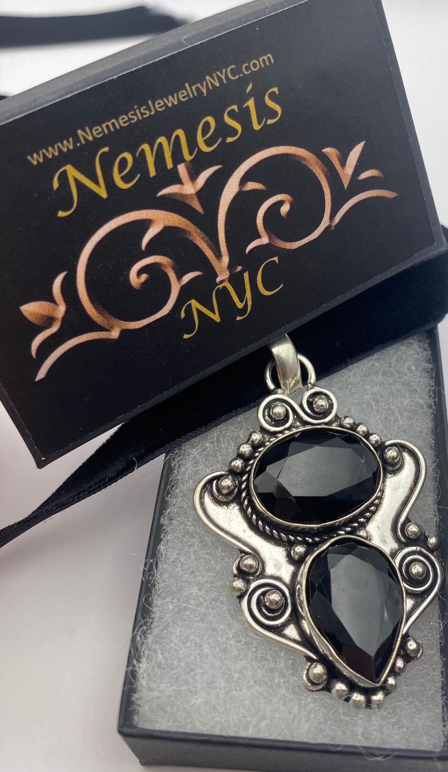 Vintage Black Onyx Choker Pendant Necklace