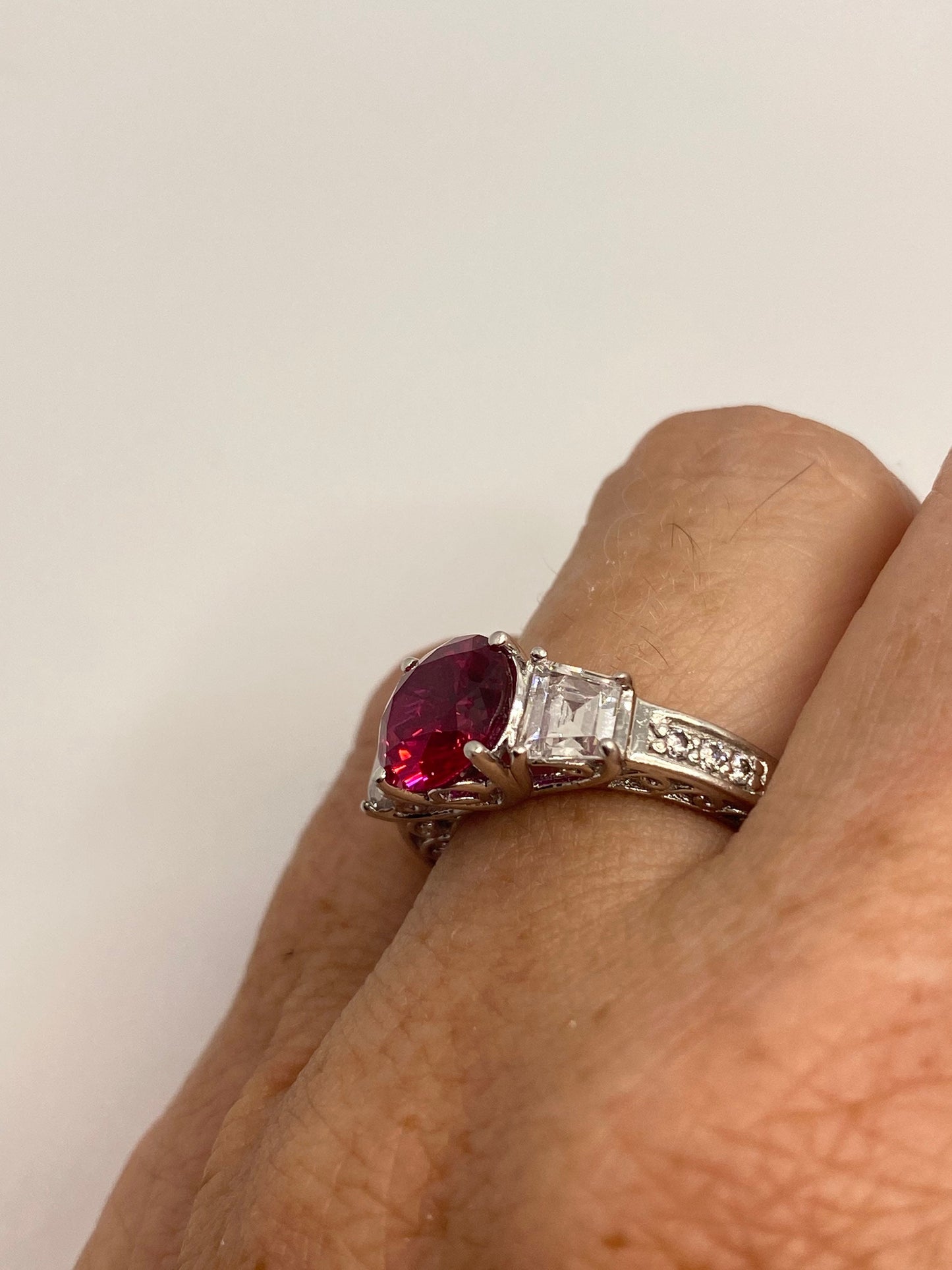 Vintage Ruby Cubic Zirconia Crystal 925 Sterling Silver Ring