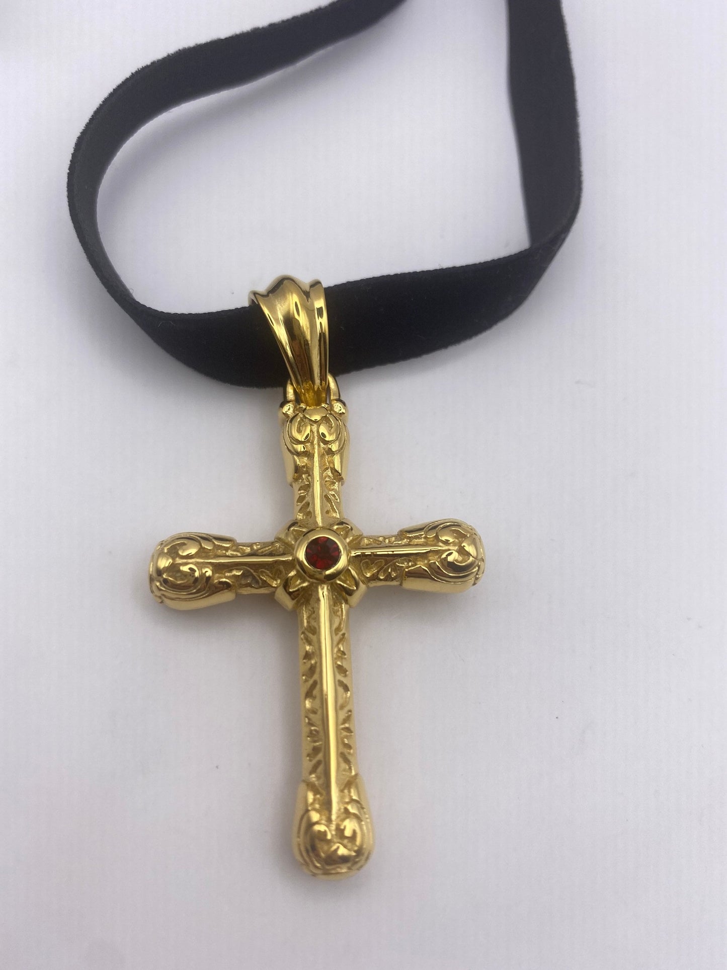 vintage Celtic Gold Stainless Steel Cross pendant necklace