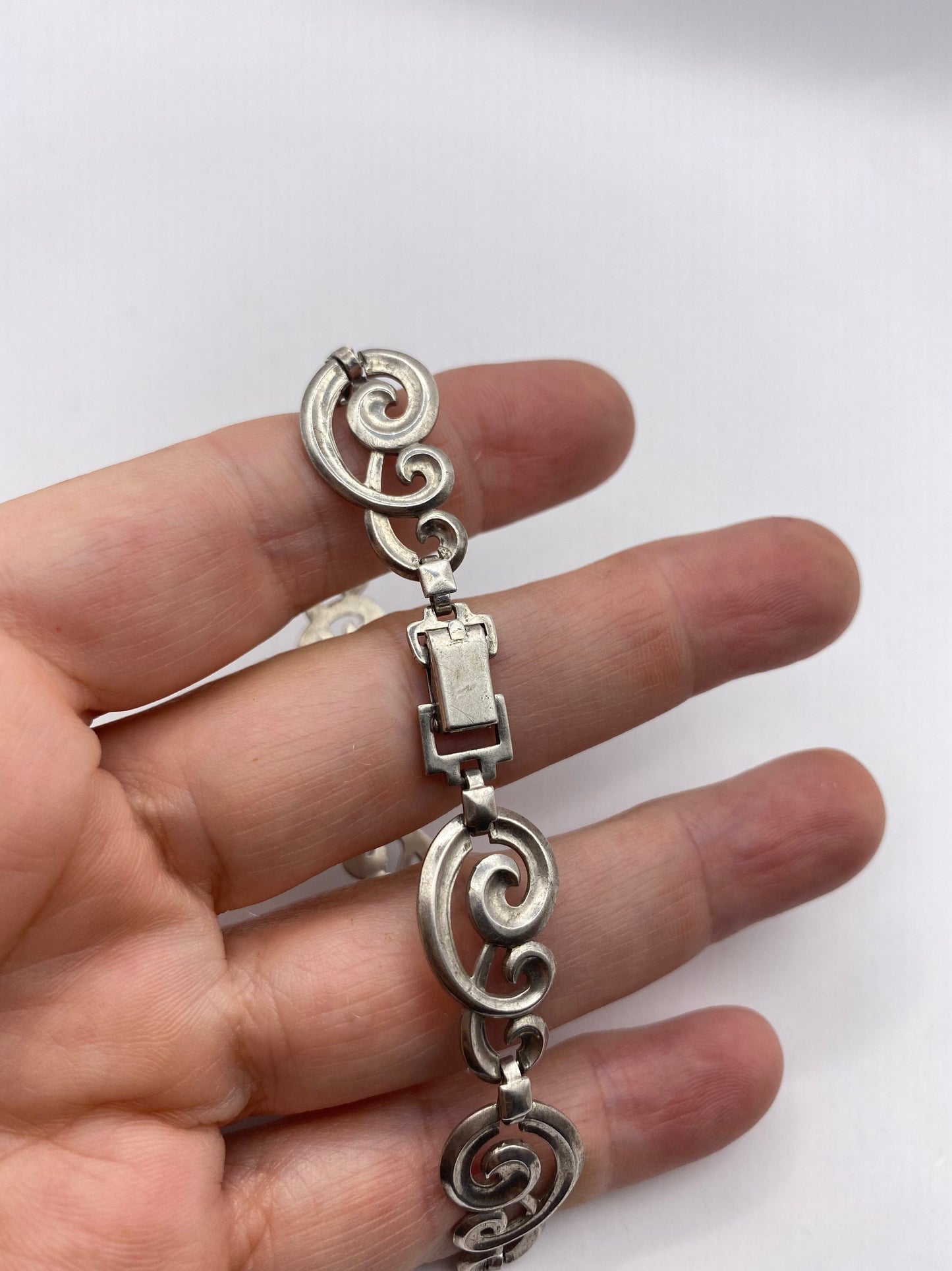 Vintage 925 Sterling Silver Filigree Flower Bracelet