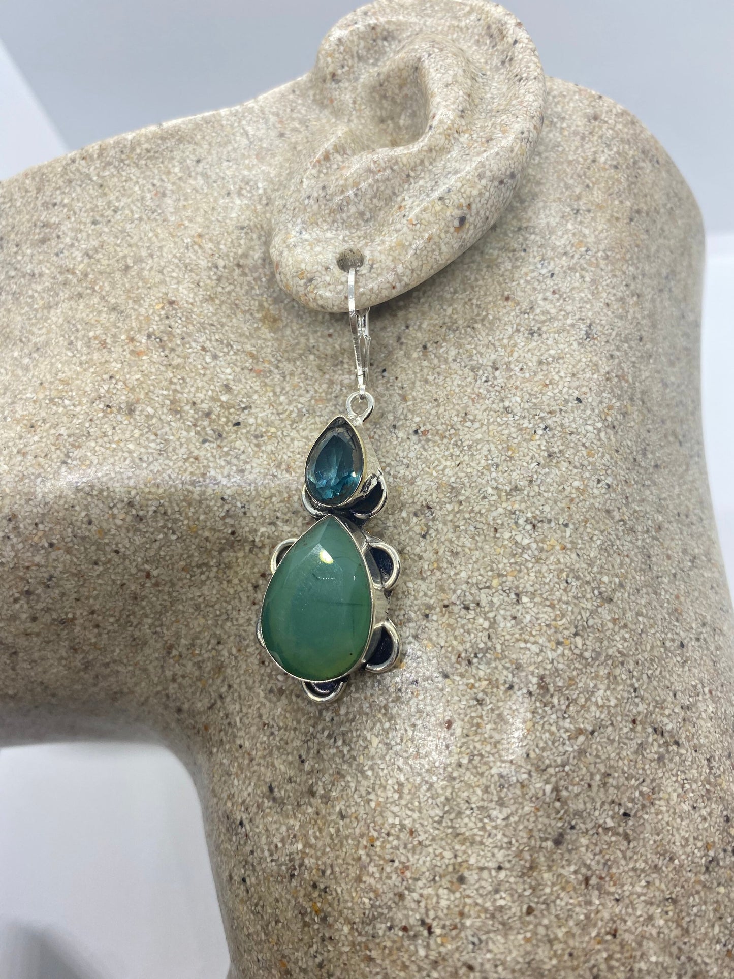 Vintage Green Aventurine Jade Silver Dangle Earrings