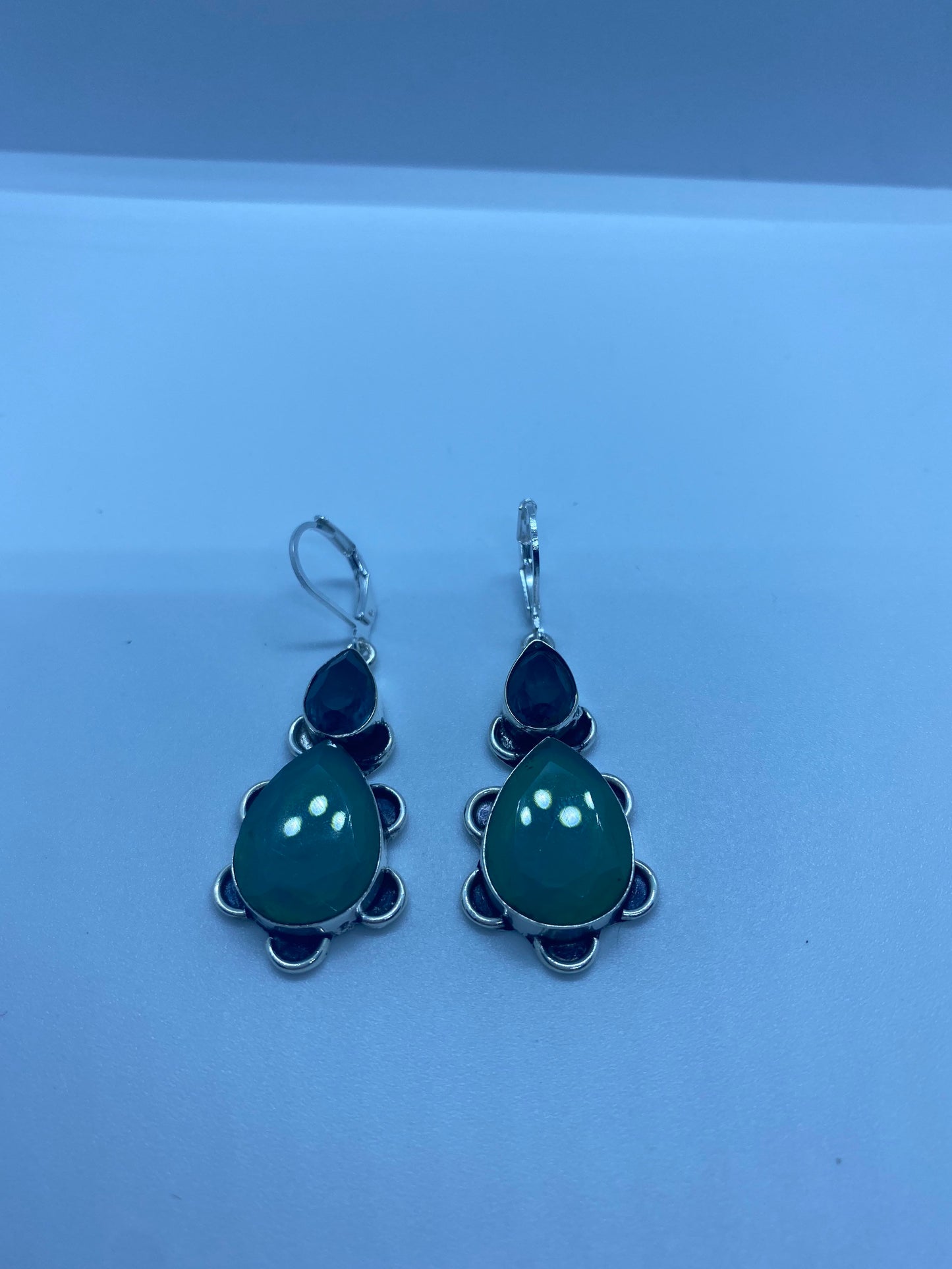 Vintage Green Aventurine Jade Silver Dangle Earrings