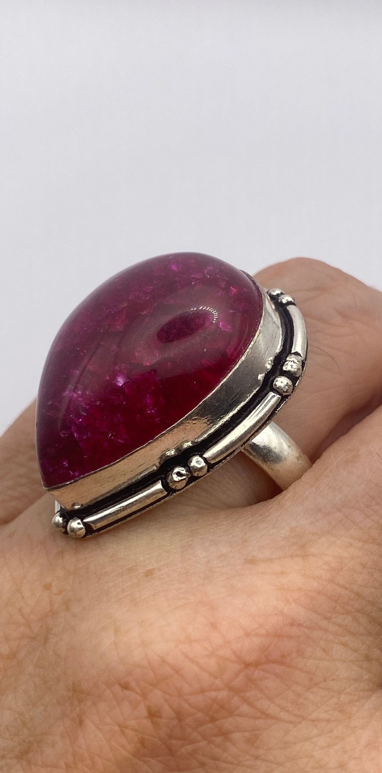 Vintage Pink crackle glass Silver Ring Size 8
