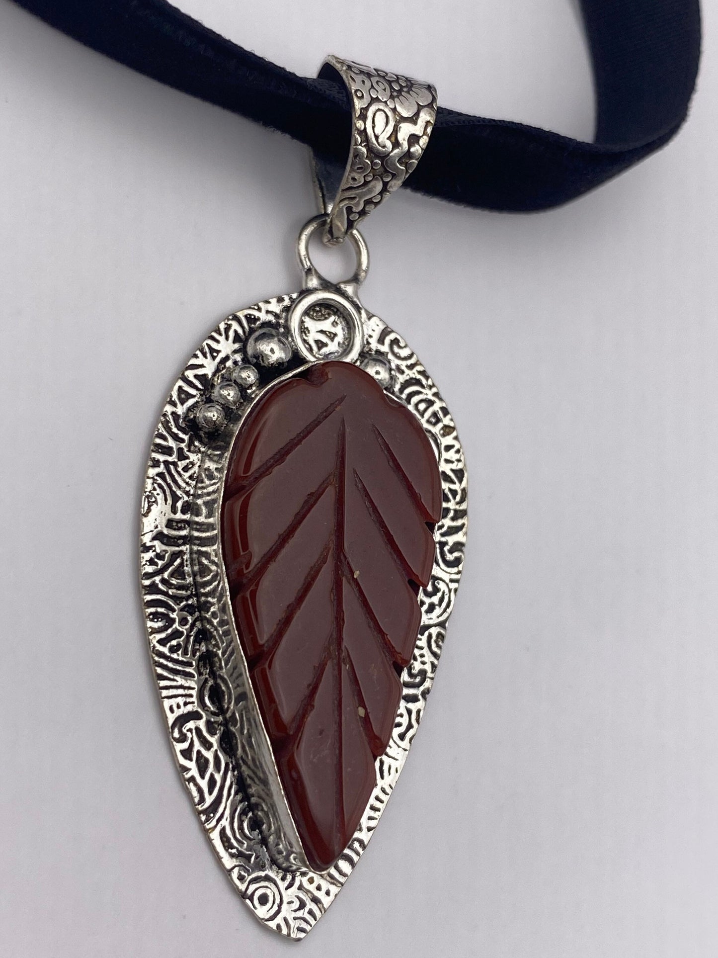 Vintage Carnelian Leaf Choker Necklace Pendant