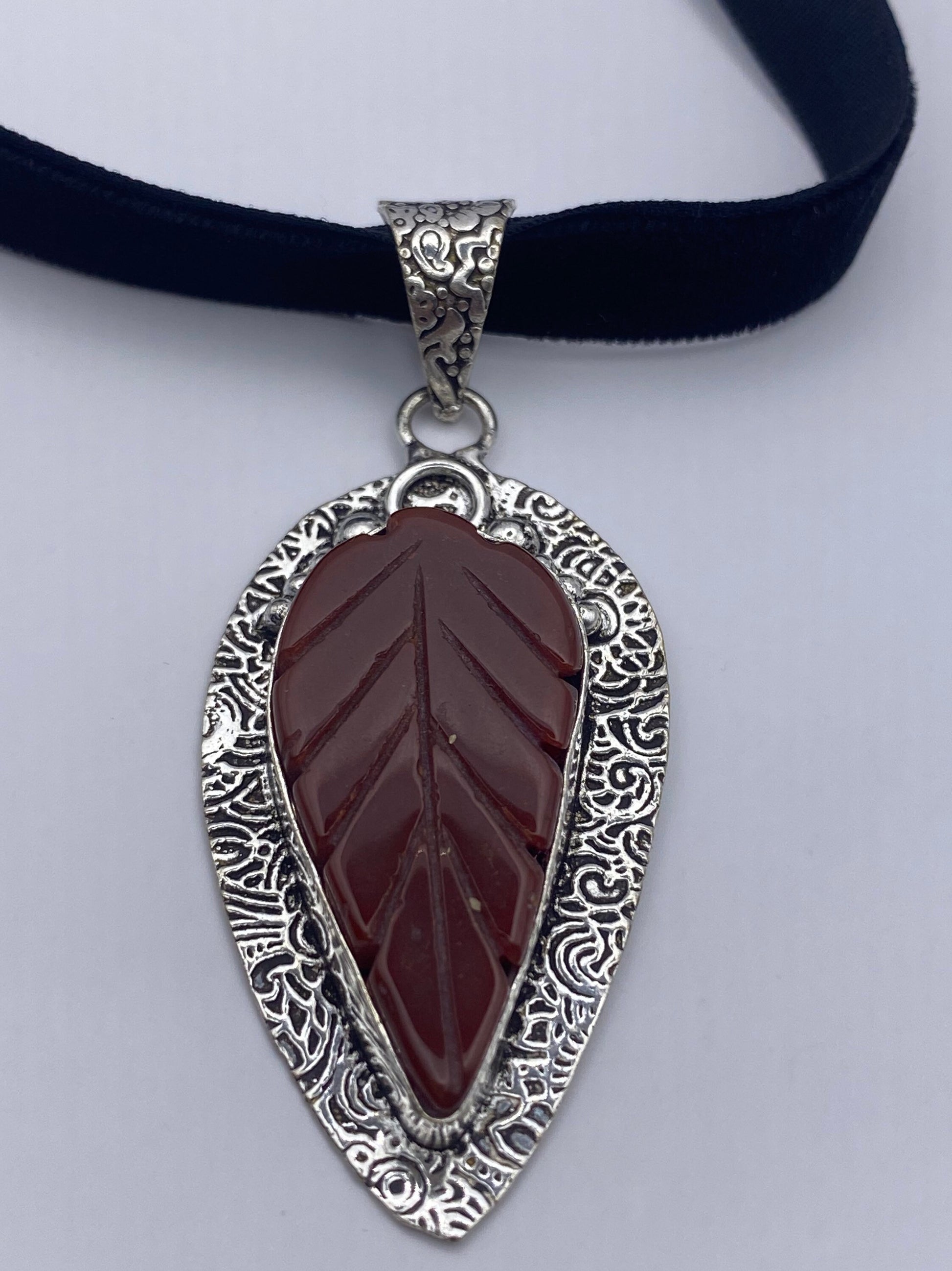 Vintage Carnelian Leaf Choker Necklace Pendant