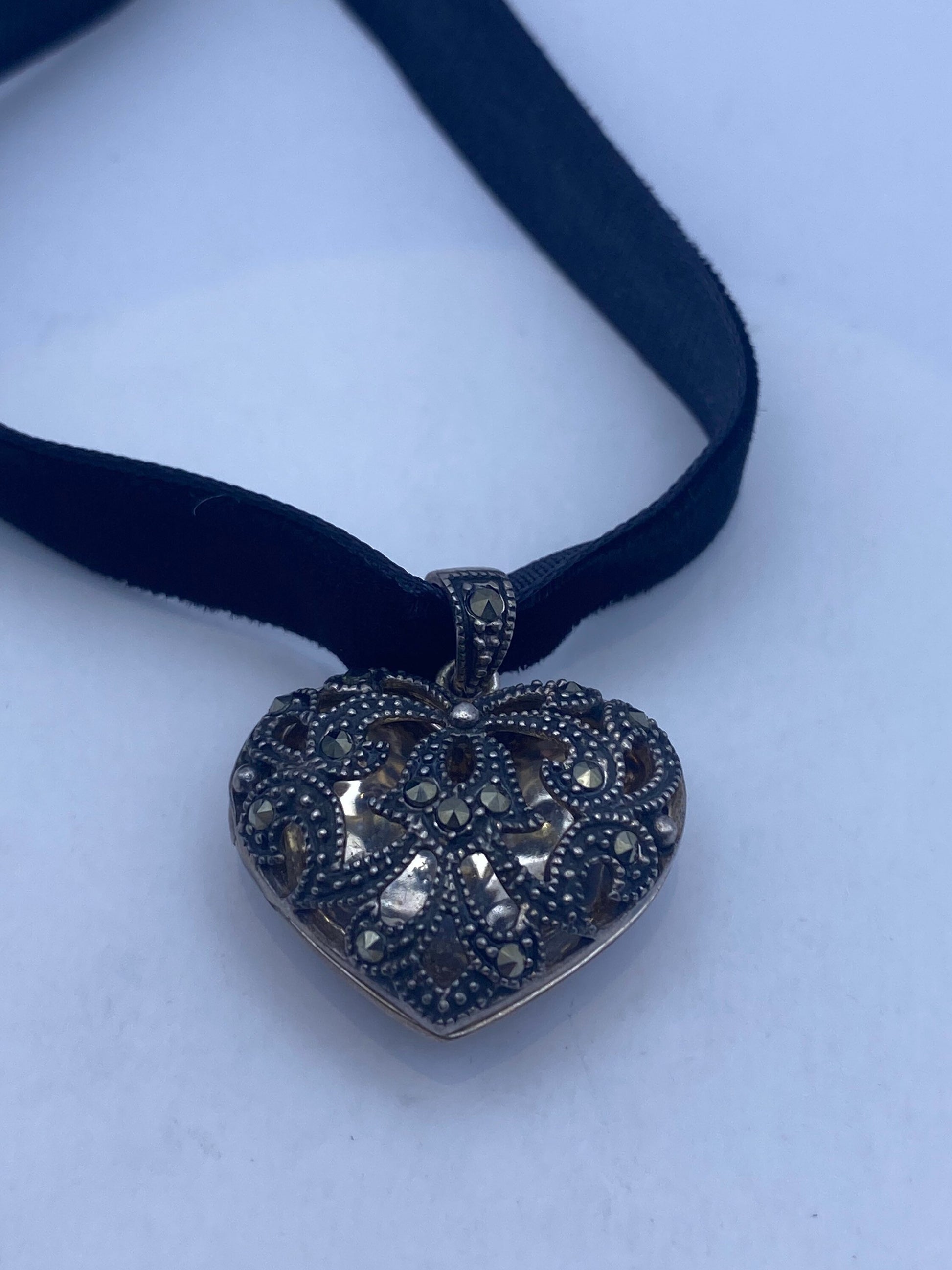 Vintage Deco Marcasite Heart Locket Choker 925 Sterling Silver Necklace