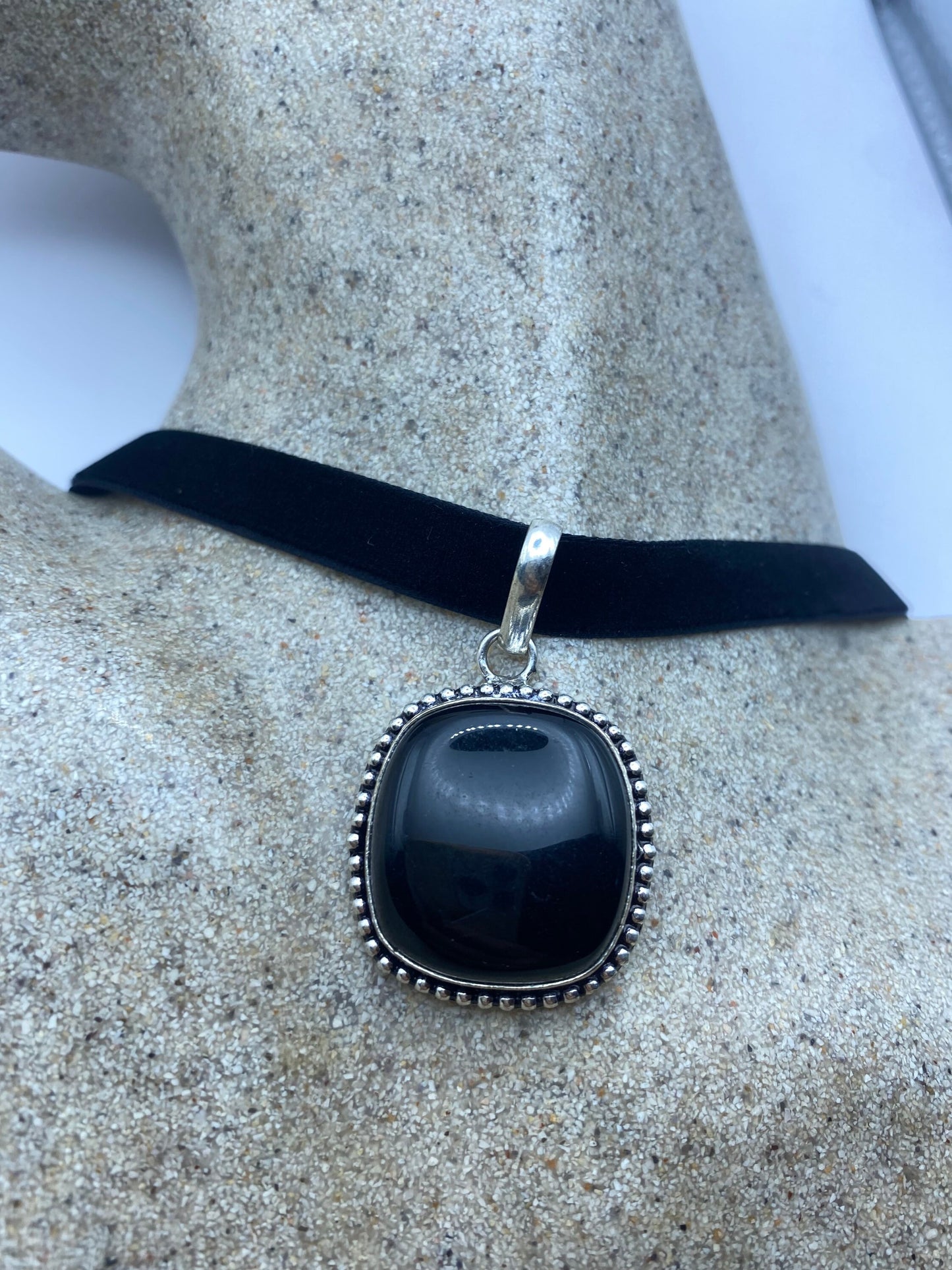 Vintage Black Onyx Choker Pendant Necklace