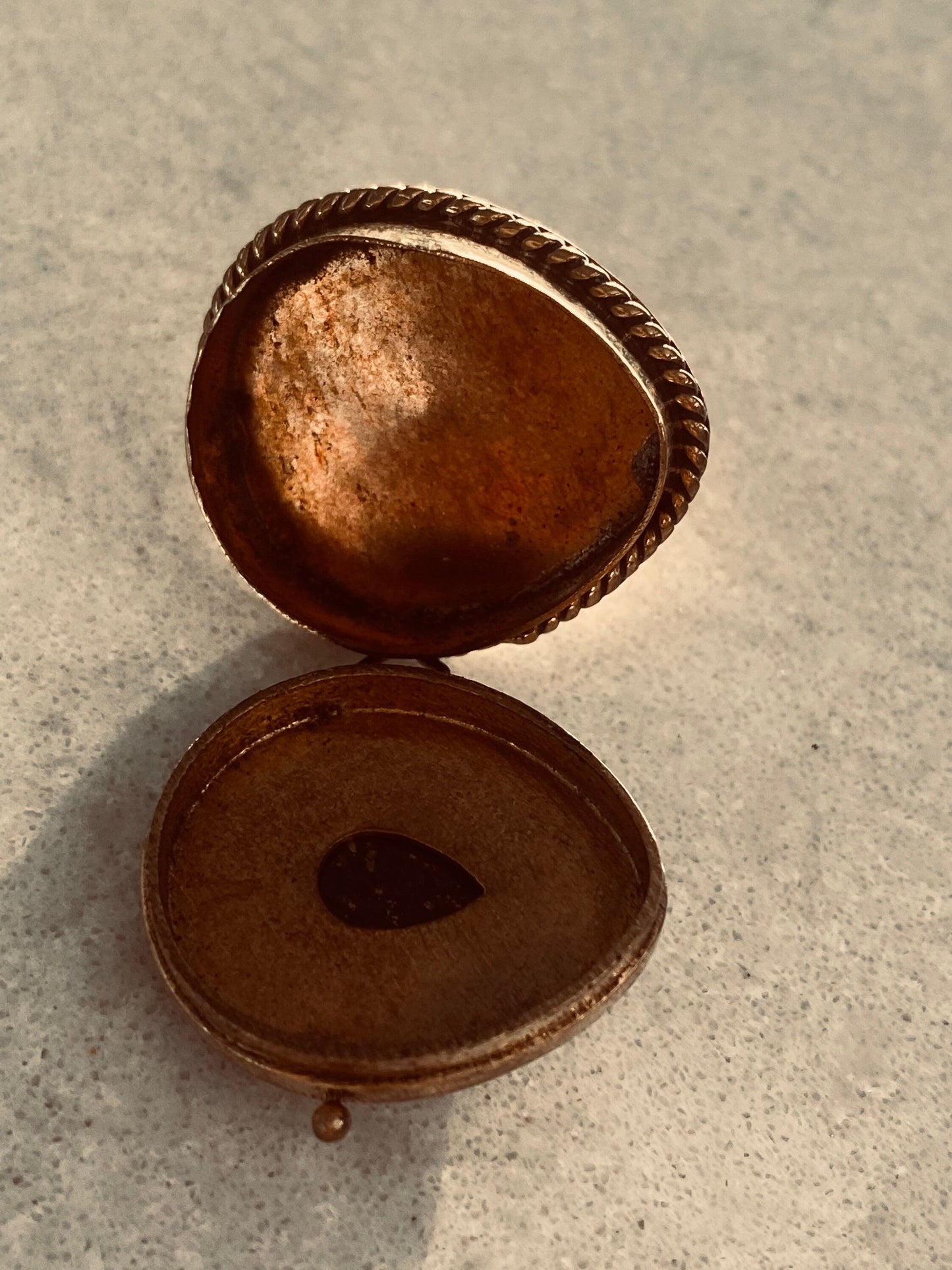 Vintage Blue Lapis Brass Poison Pillbox Ring