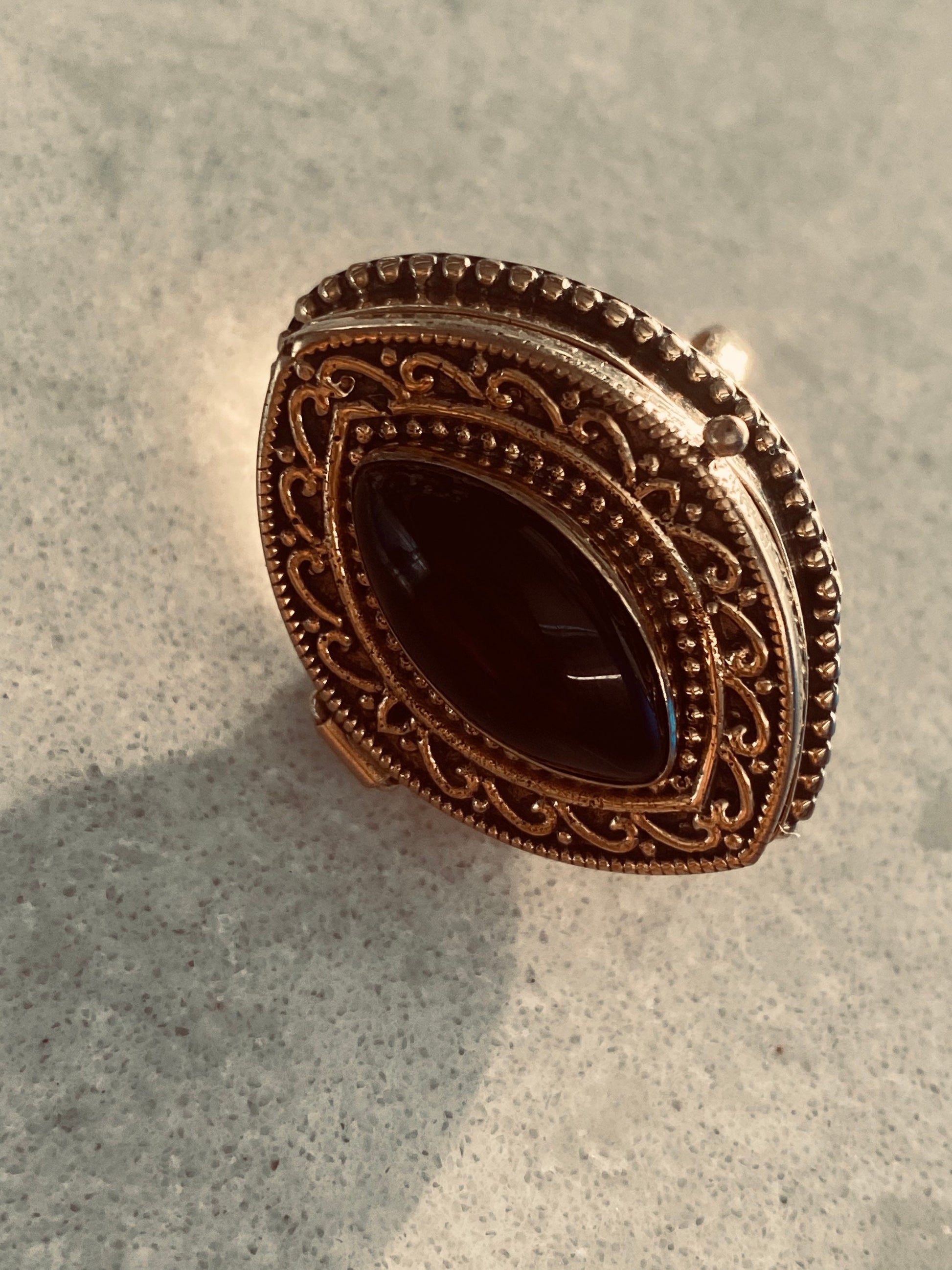 Vintage Black Onyx Brass Poison Pillbox Ring