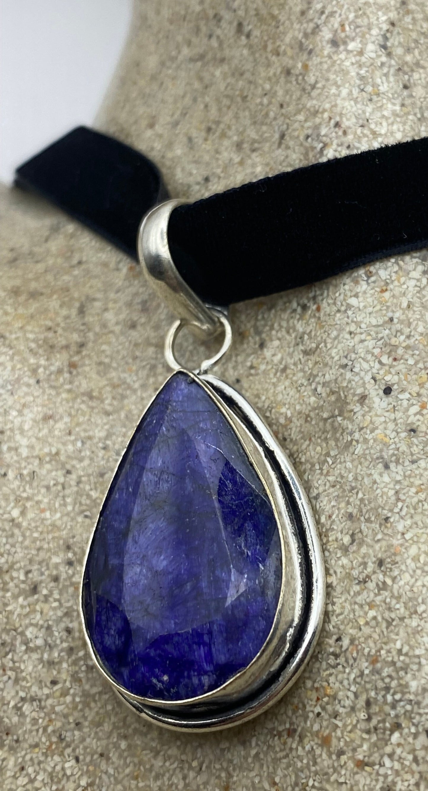 Vintage Blue Raw Sapphire Choker Pendant Necklace