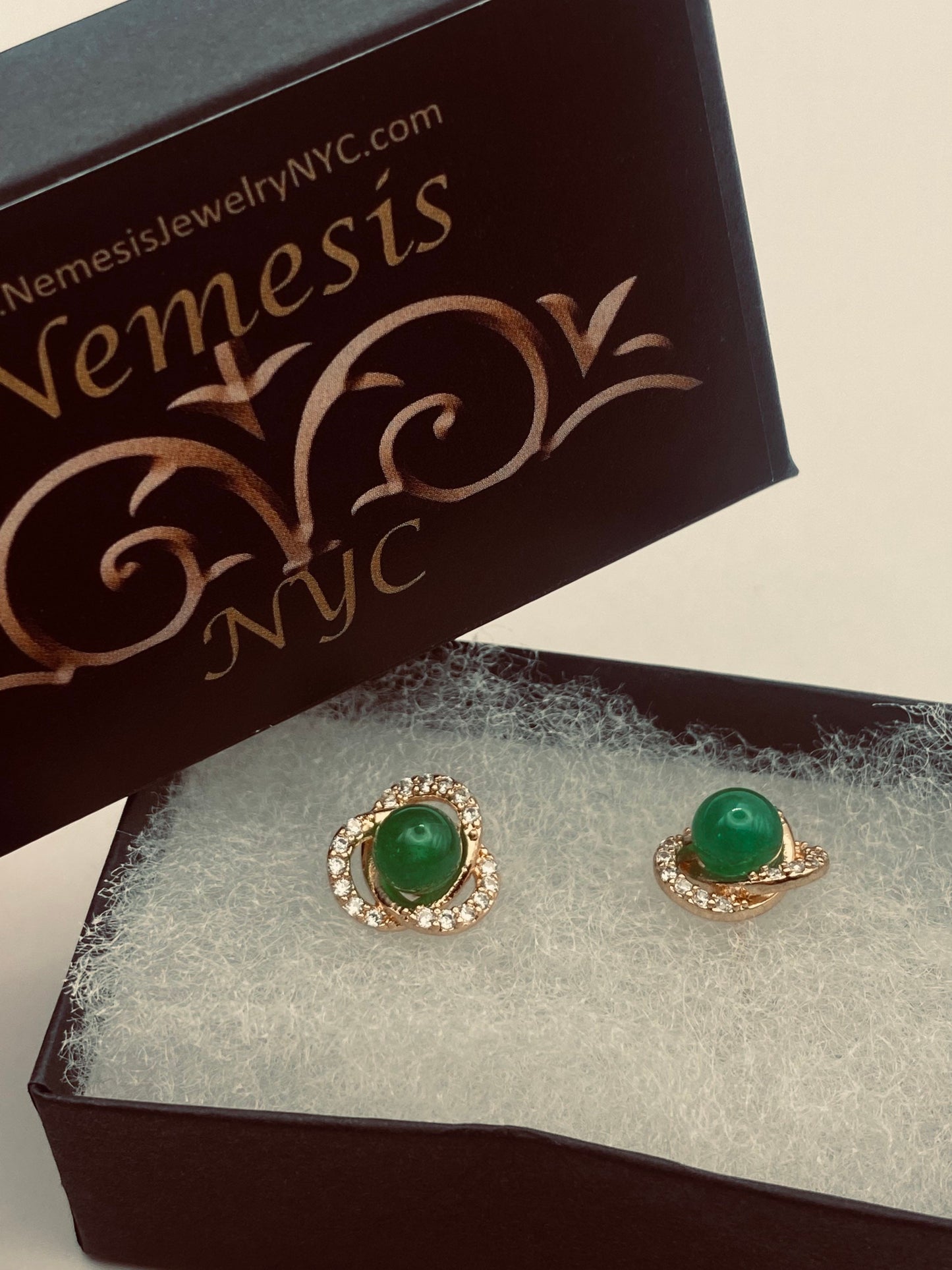 Vintage Fun Green Jade Bronze Stud Earrings