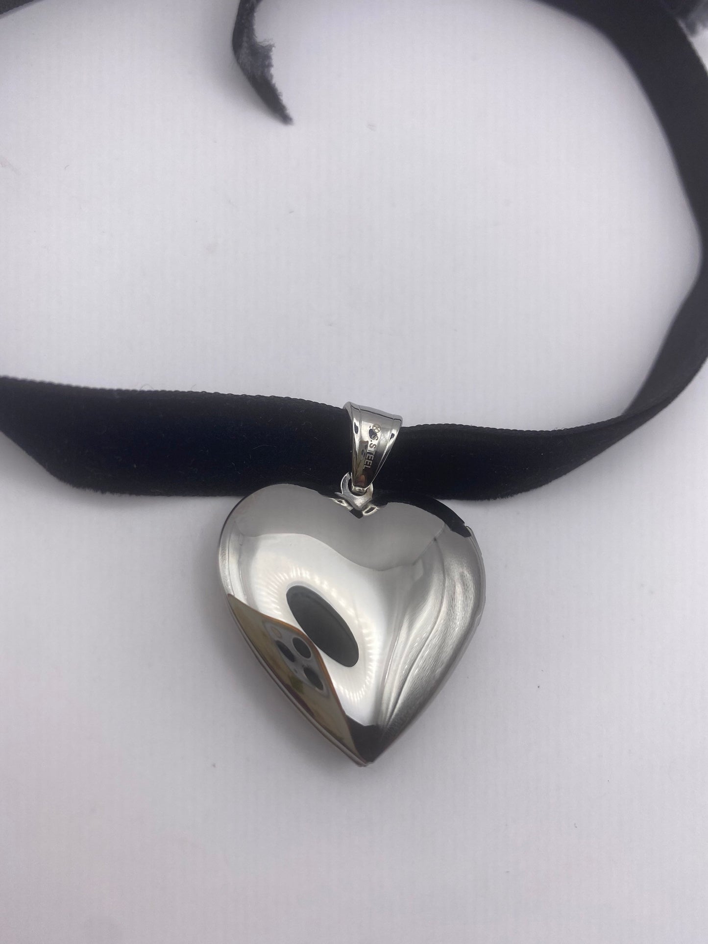 Vintage Silver Locket | Tiny Heart Photo Charm Stainless Steel Deco Etched Choker Necklace