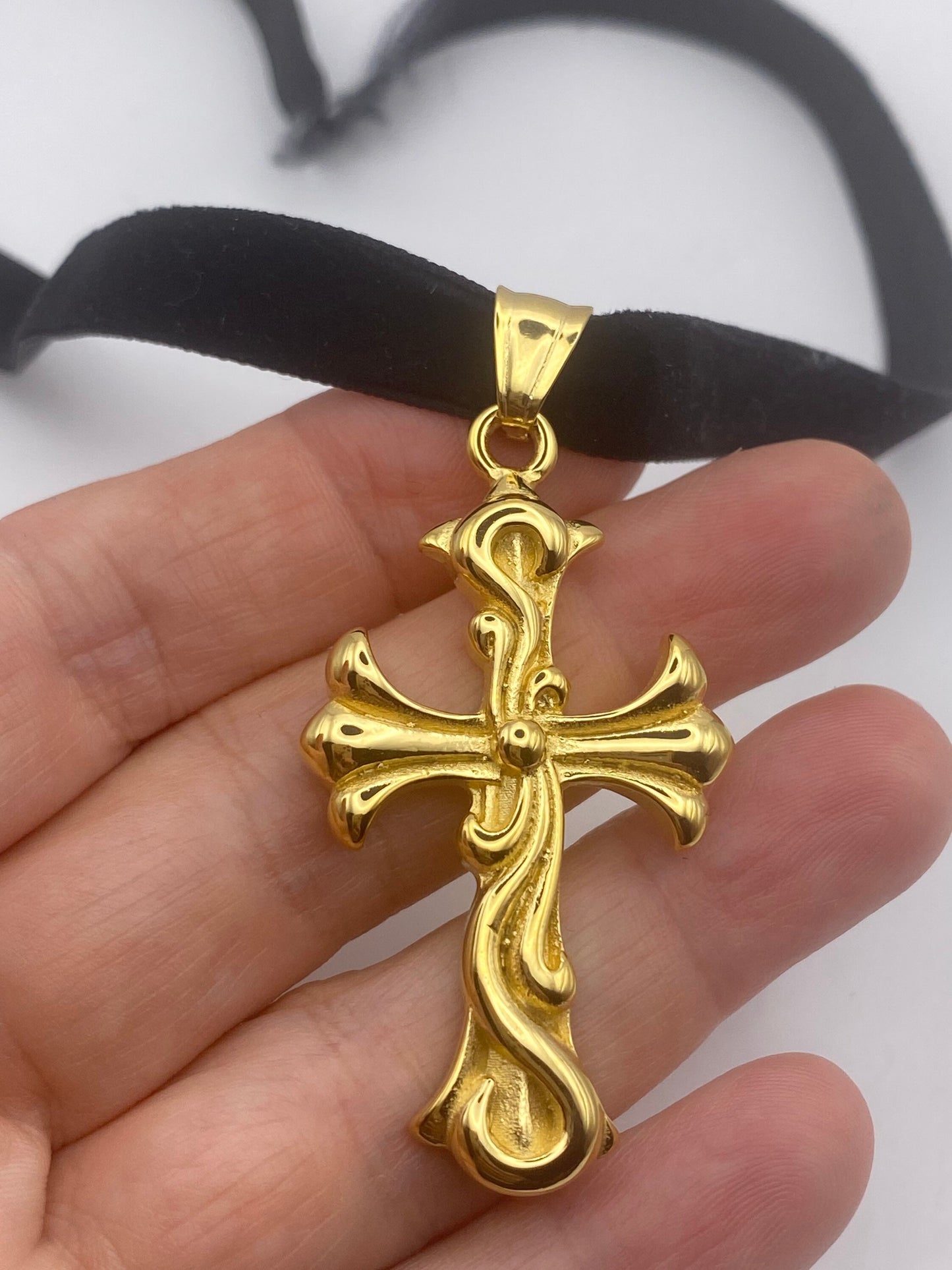 vintage Celtic Gold Stainless Steel Cross pendant necklace