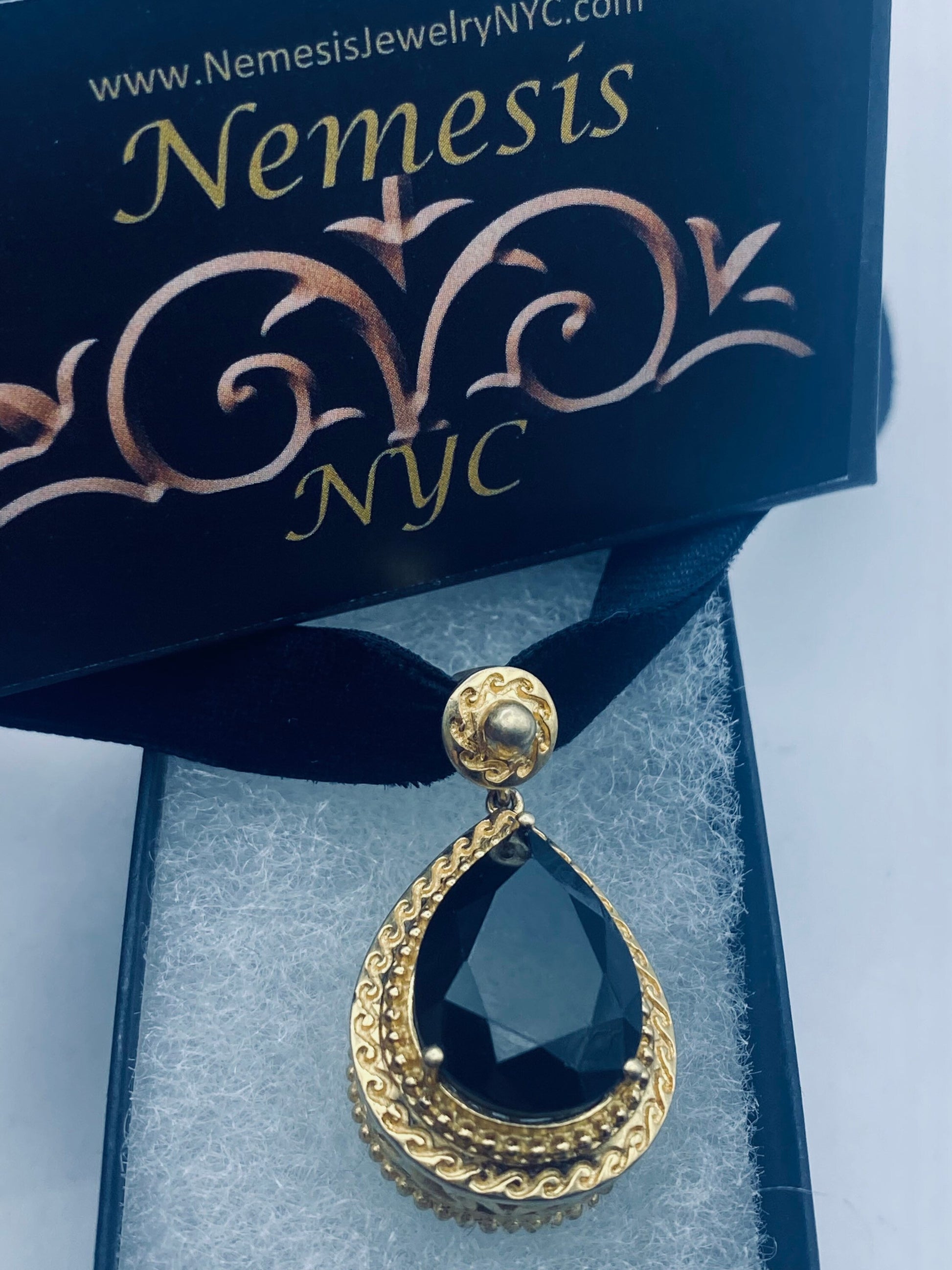 Vintage Black Onyx Choker Golden 925 Sterling Silver Pendant Necklace