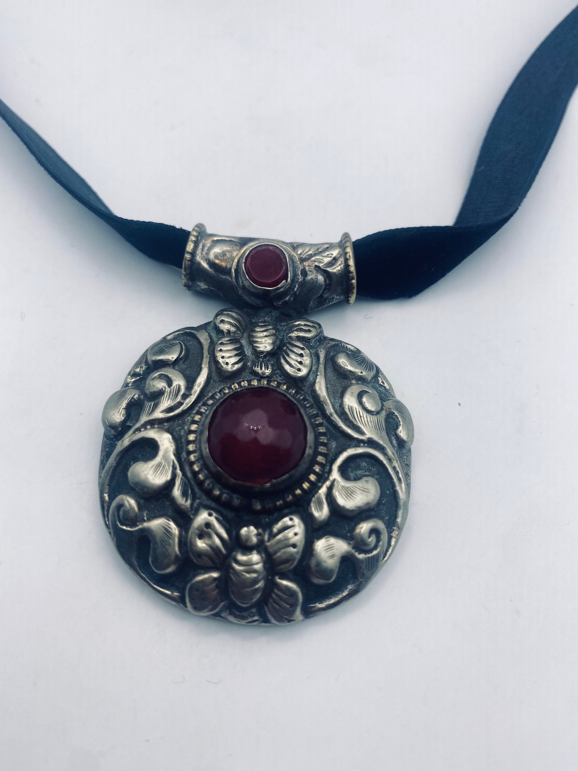 Vintage Tibetian Red Carnelian Choker Pendant