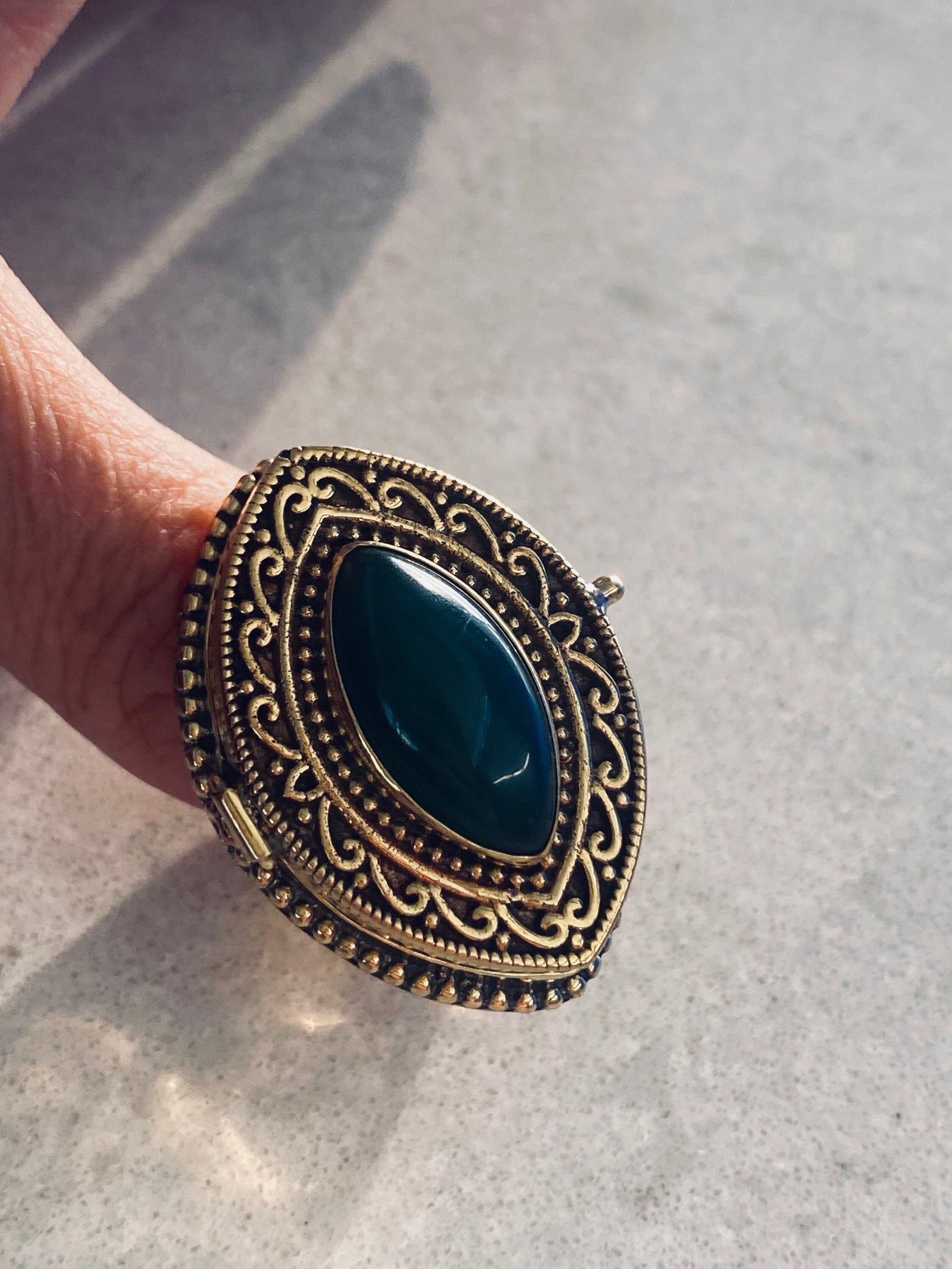 Vintage Green Chrysoprase Brass Poison Pillbox Ring