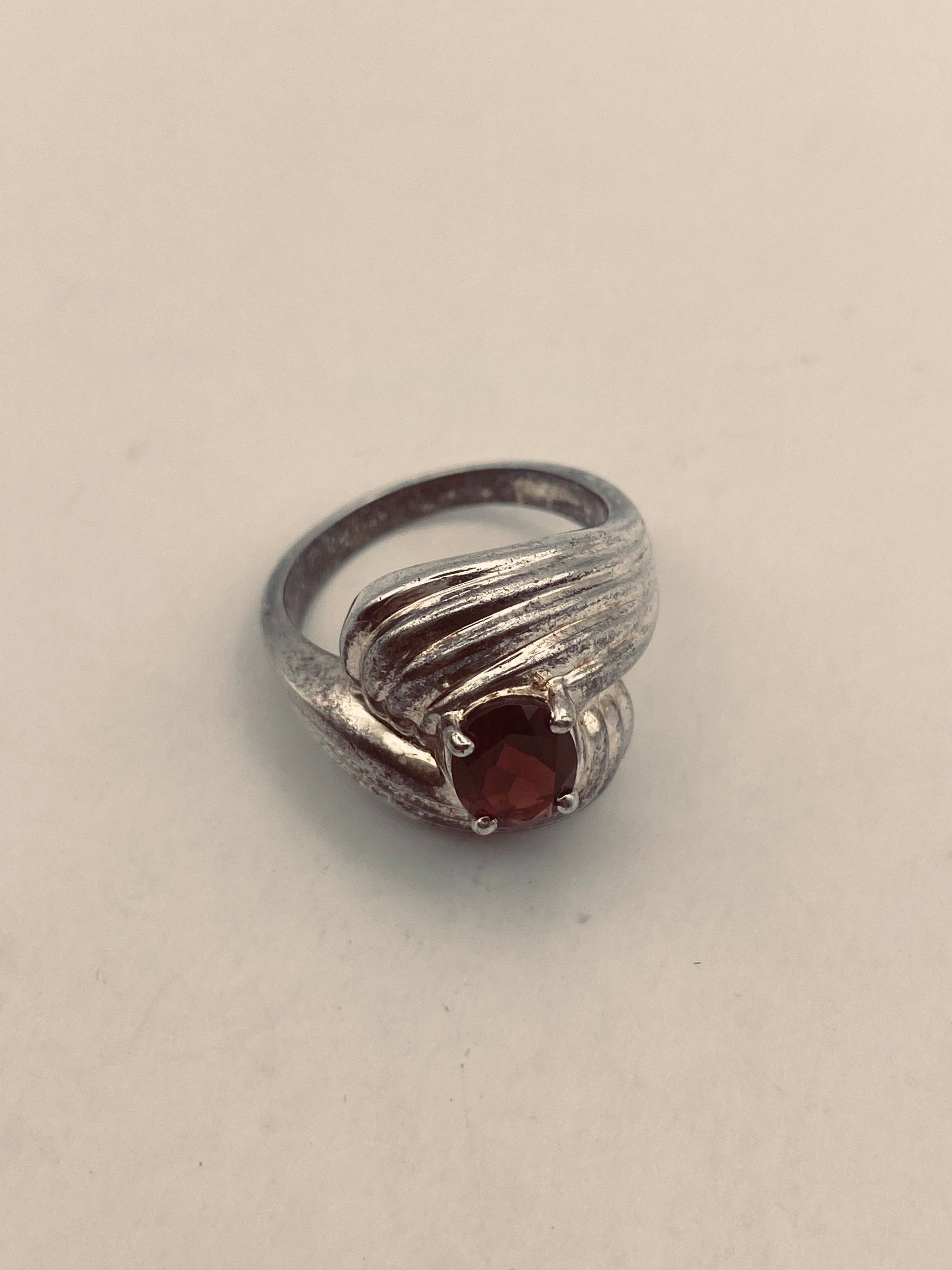 Vintage Red Bohemian Garnet Ring 925 Sterling Silver Size 8